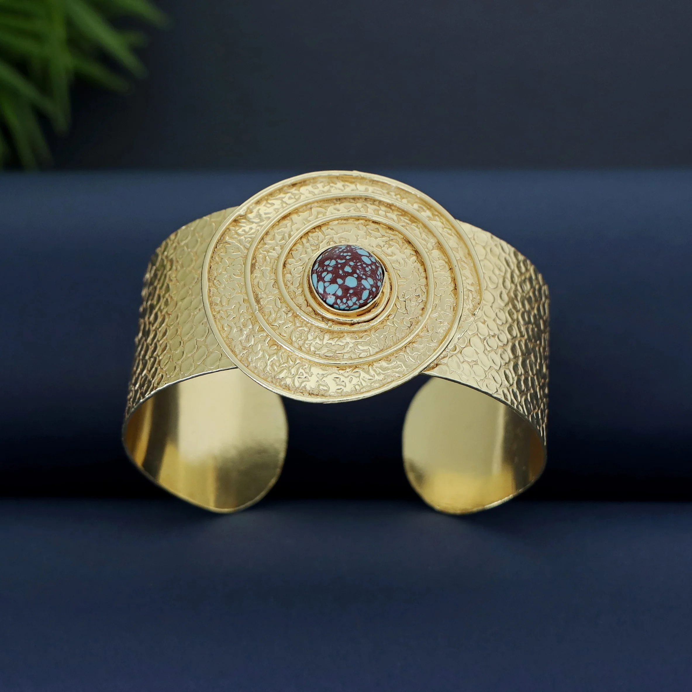 Vaanya Golden Textured Spiral Bangle - Image 7