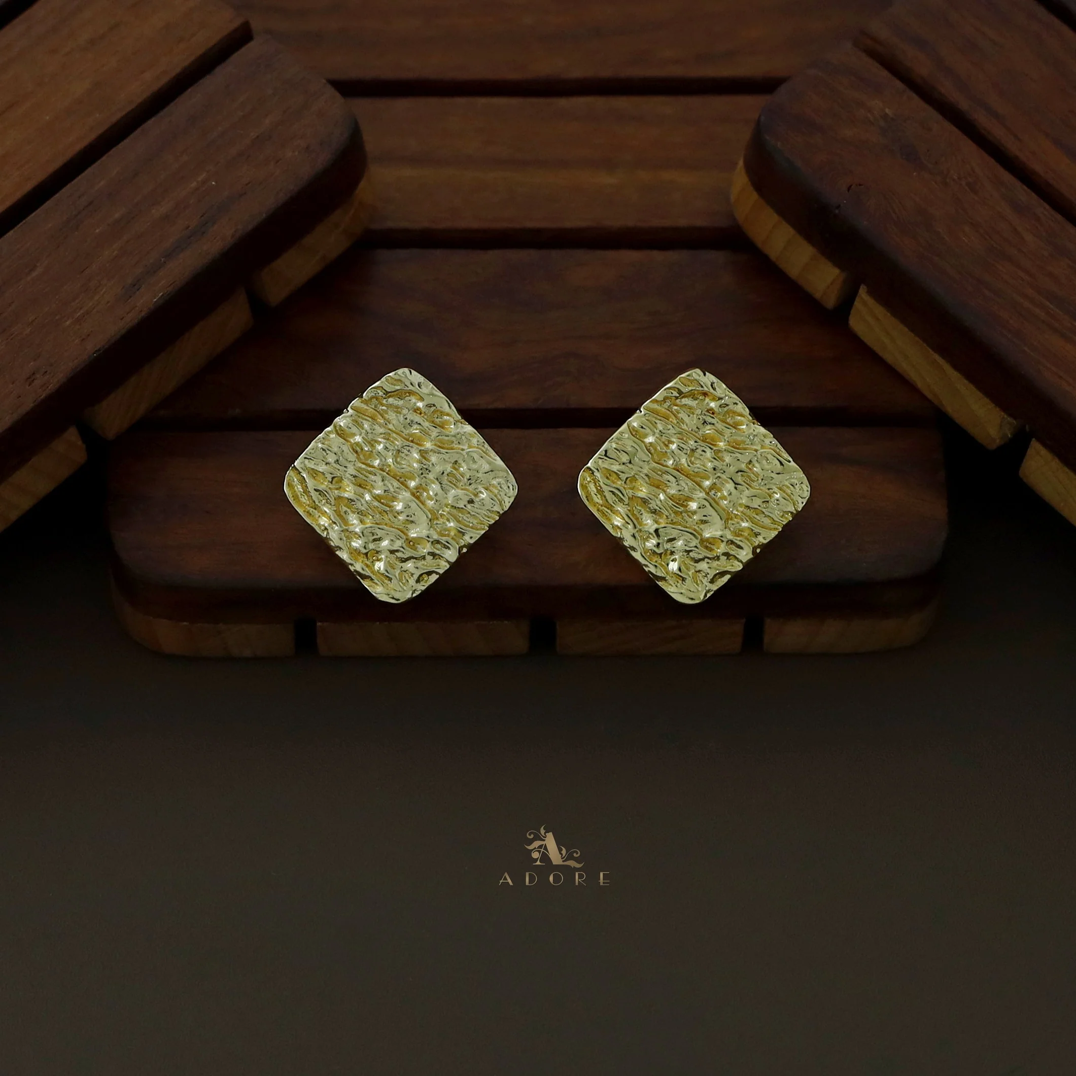 Golden Textured Square Combo - Image 3