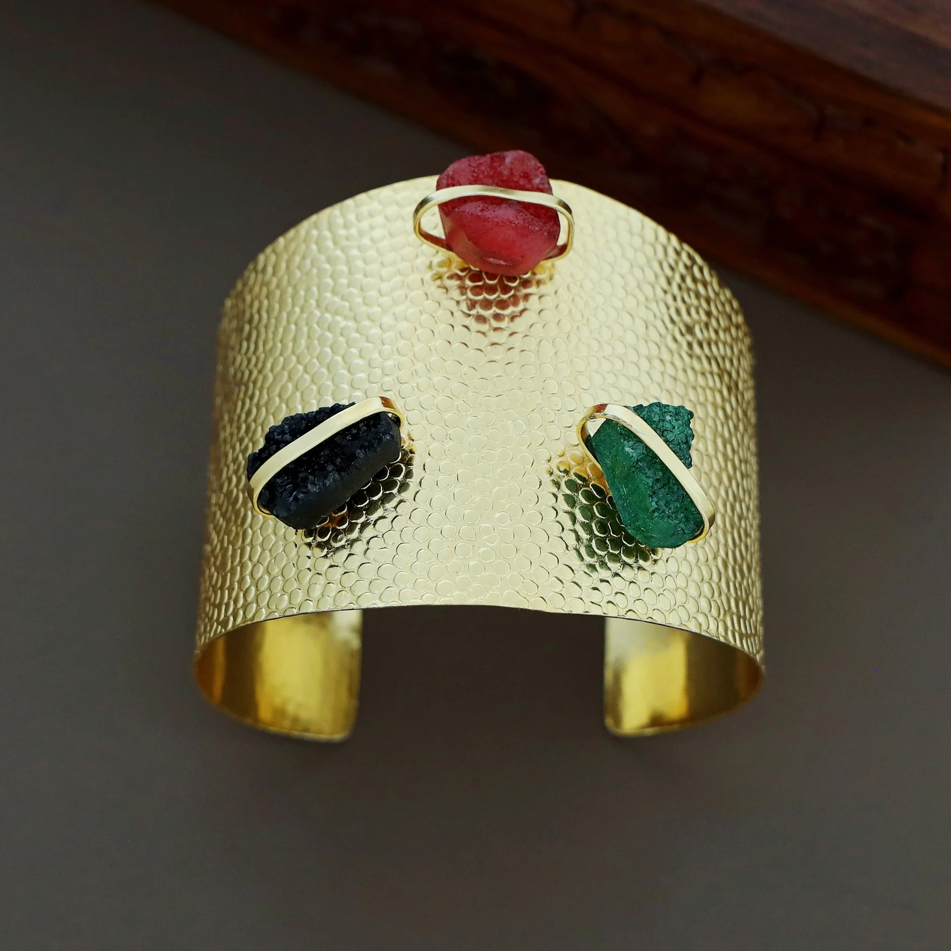 Golden Textured Tri Druzy Stone Hand Cuff - Image 13