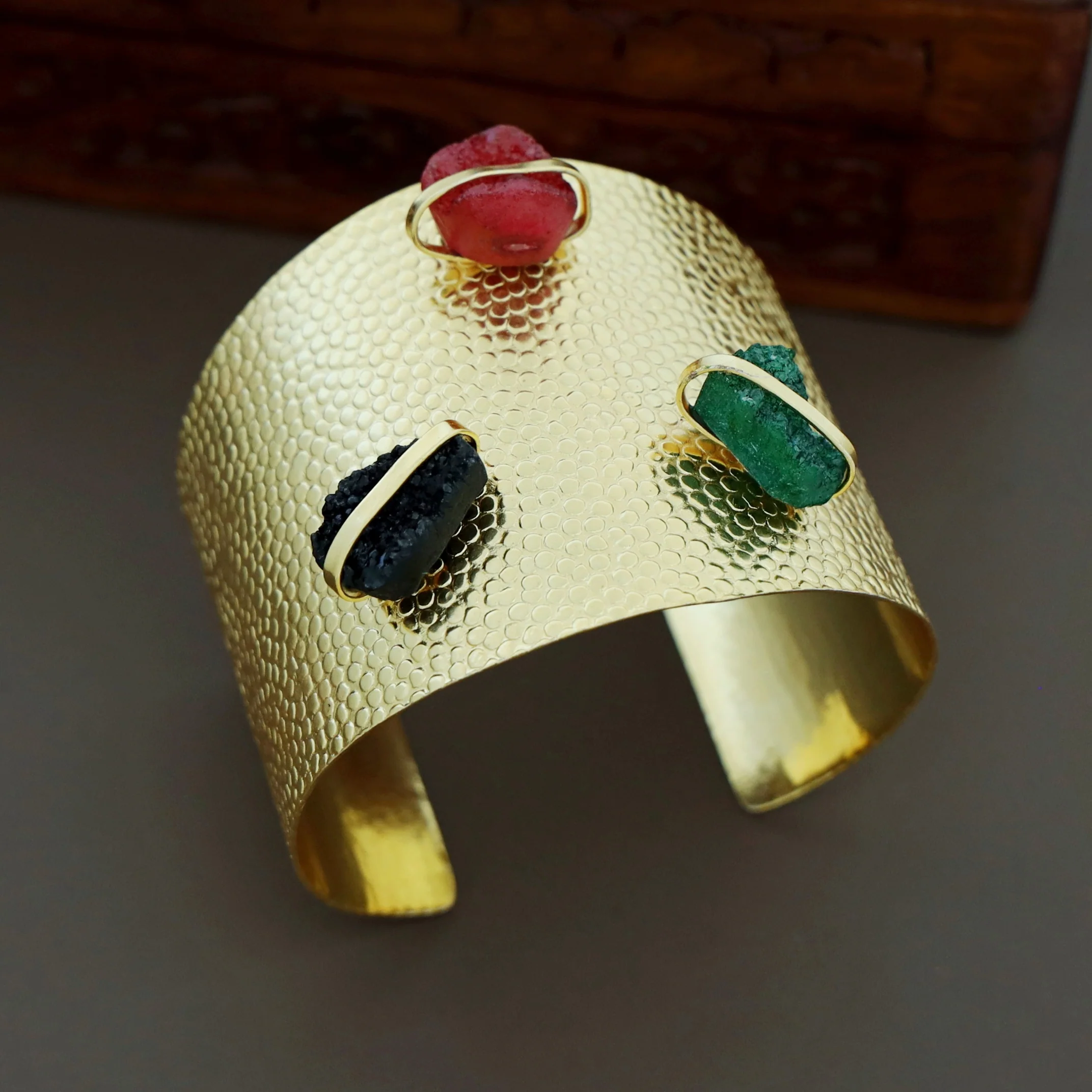 Golden Textured Tri Druzy Stone Hand Cuff - Image 14