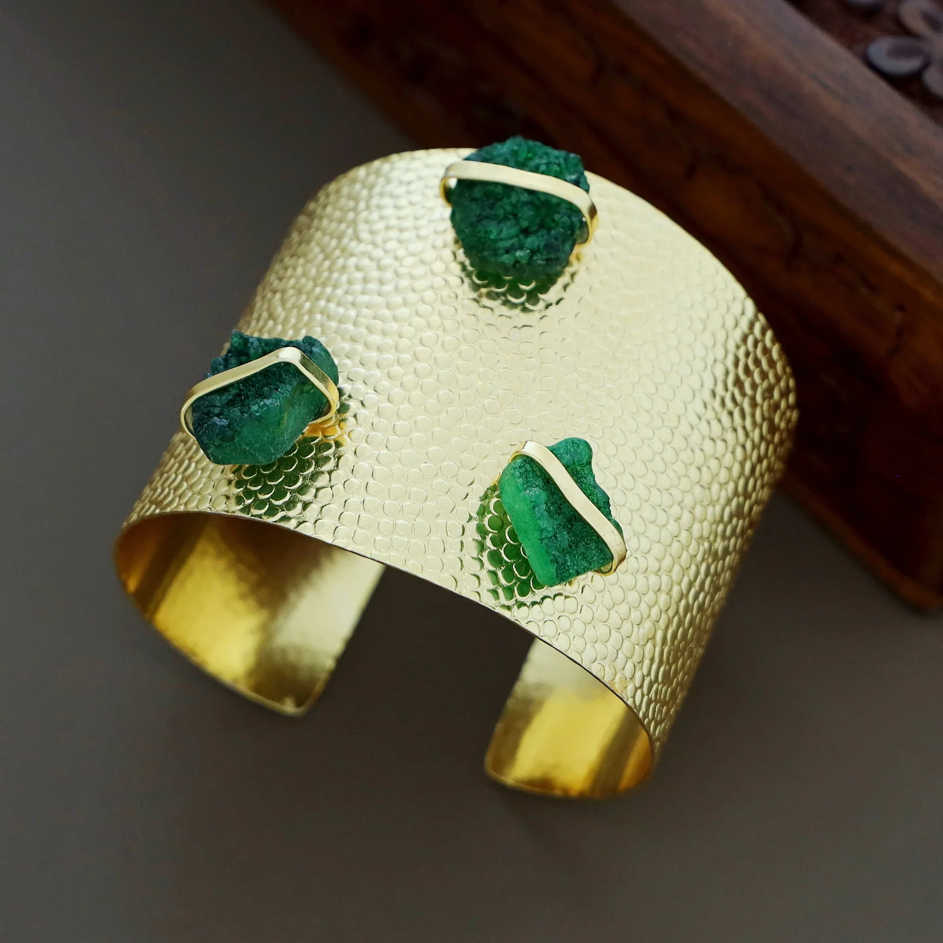 Golden Textured Tri Druzy Stone Hand Cuff - Image 3