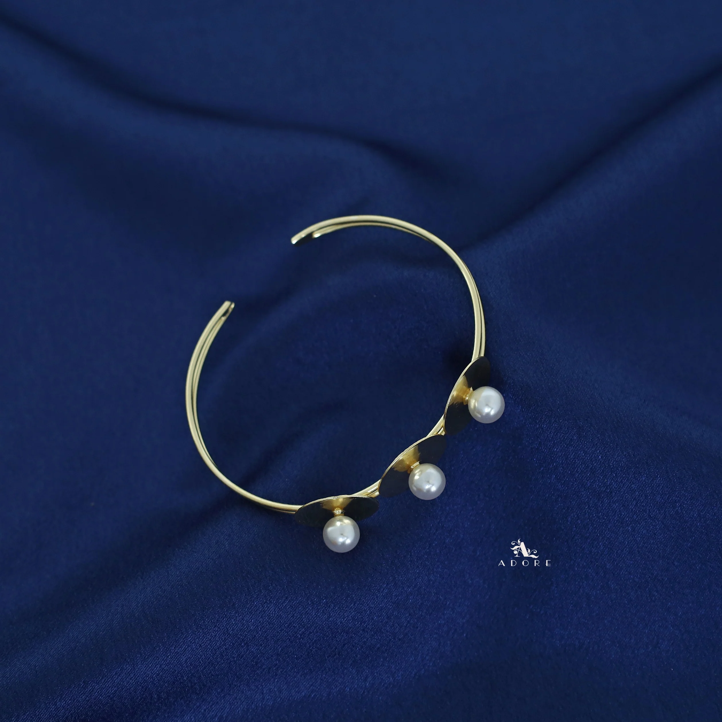 Golden Tri Pearl + Circle Bangle - Image 3