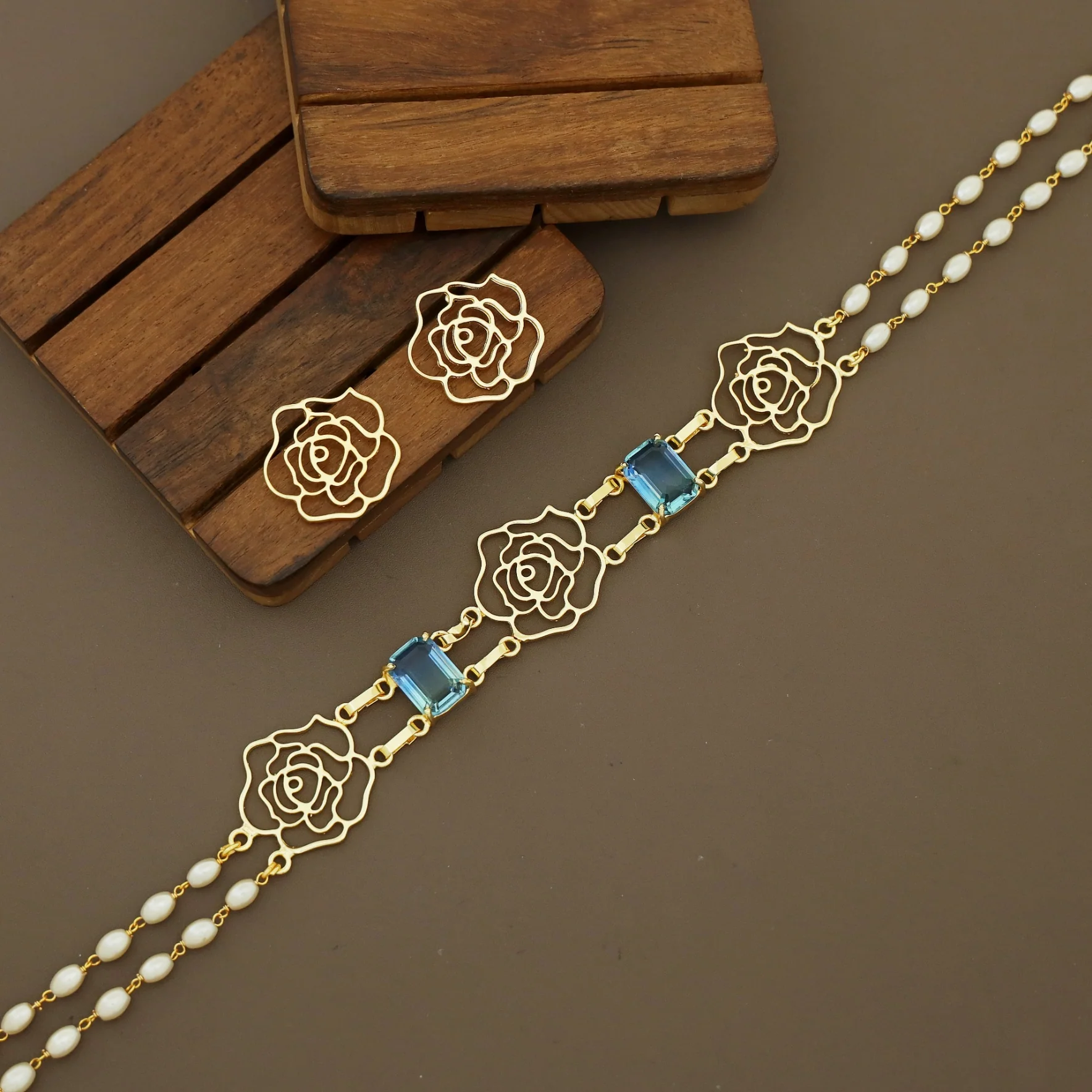 Golden Tri Raazi 2 Layer Rice Pearl Glossy Choker With Earring - Image 2