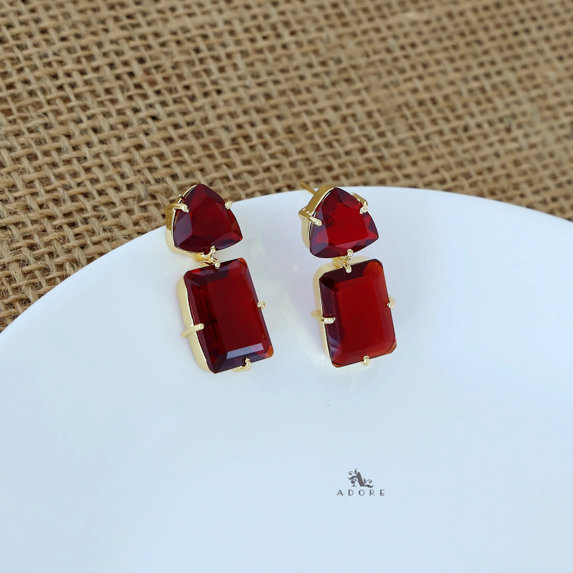 Golden Triangle And Rectangle Glossy Claw Earring - Image 12
