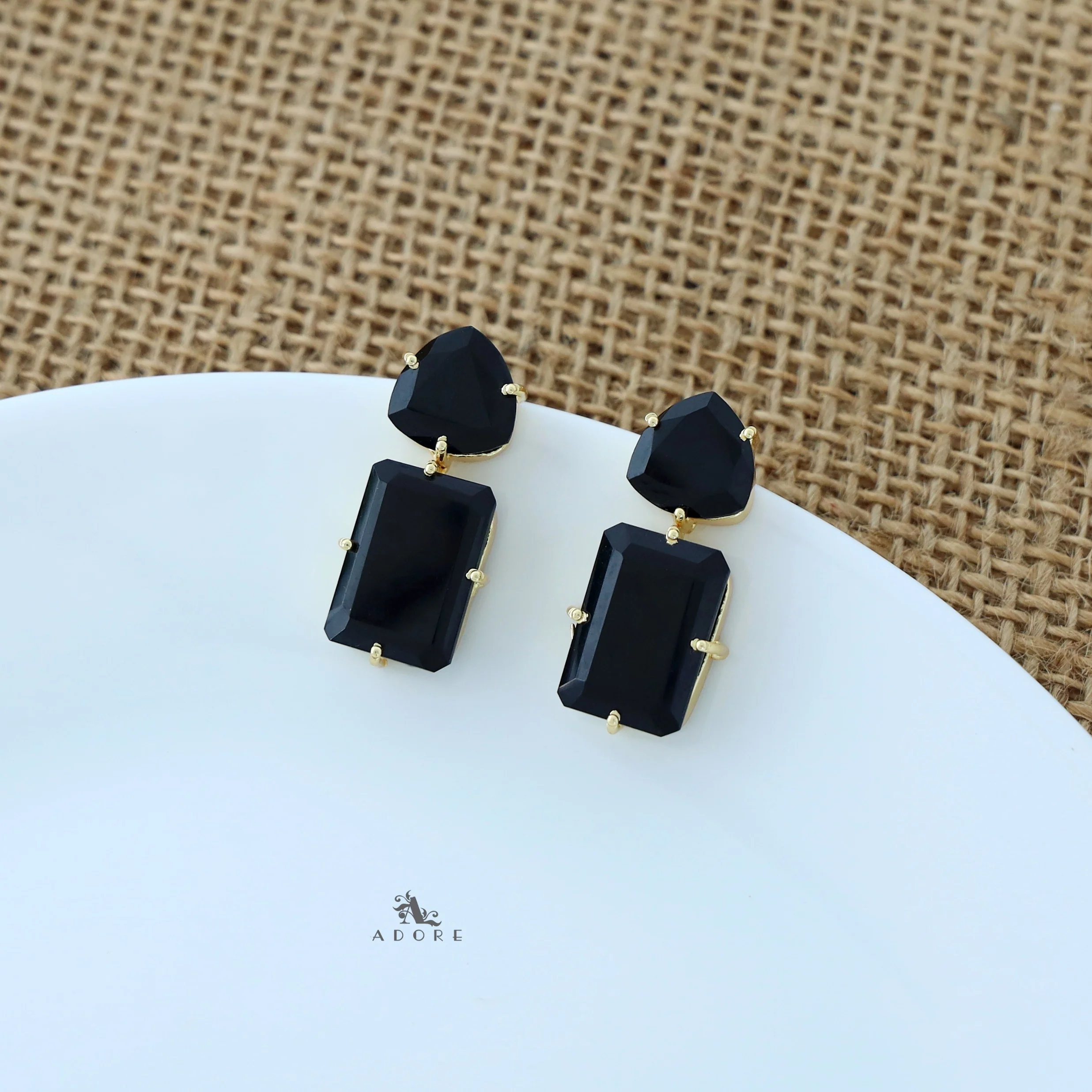 Golden Triangle And Rectangle Glossy Claw Earring - Image 3