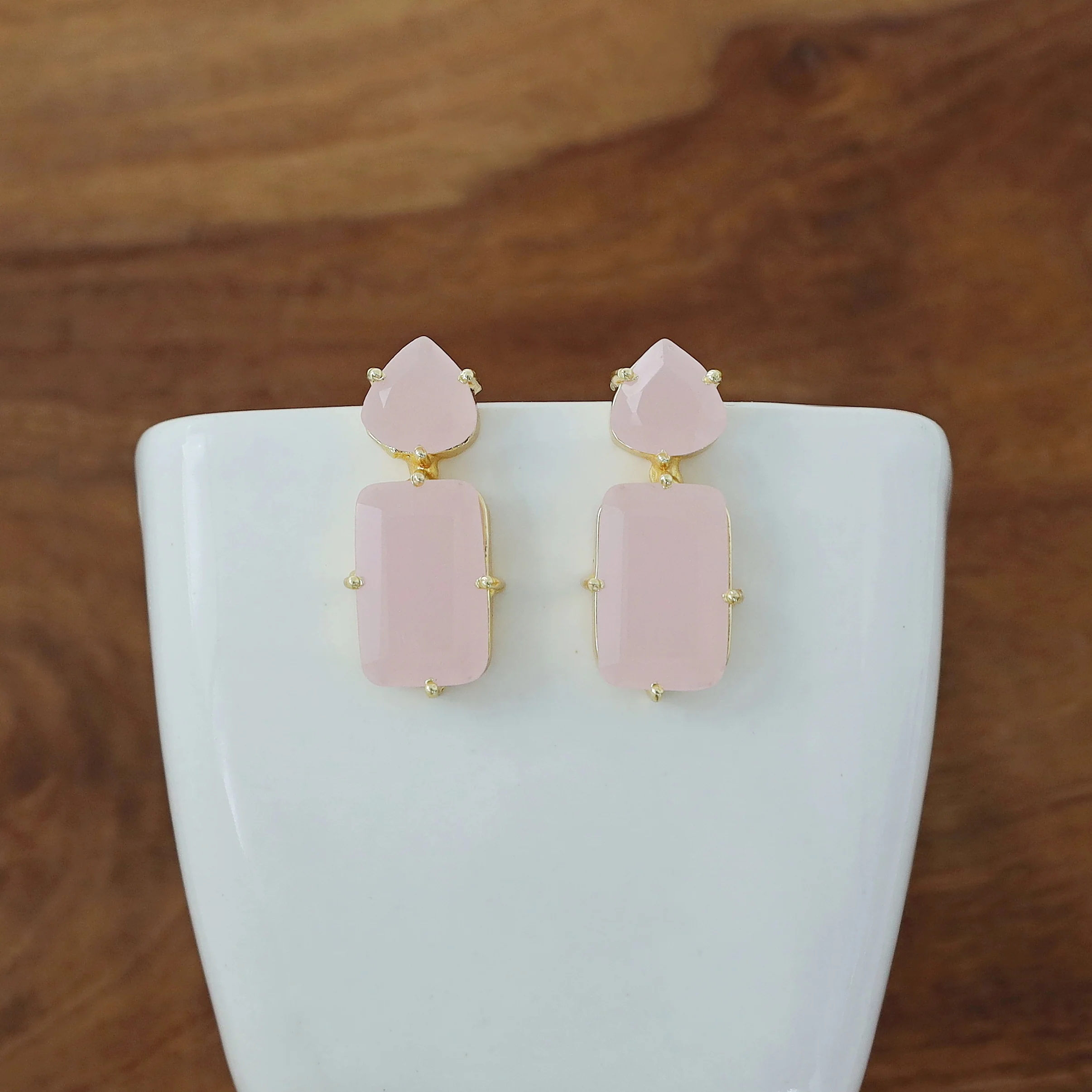 Golden Triangle And Rectangle Glossy Claw Earring - Image 5