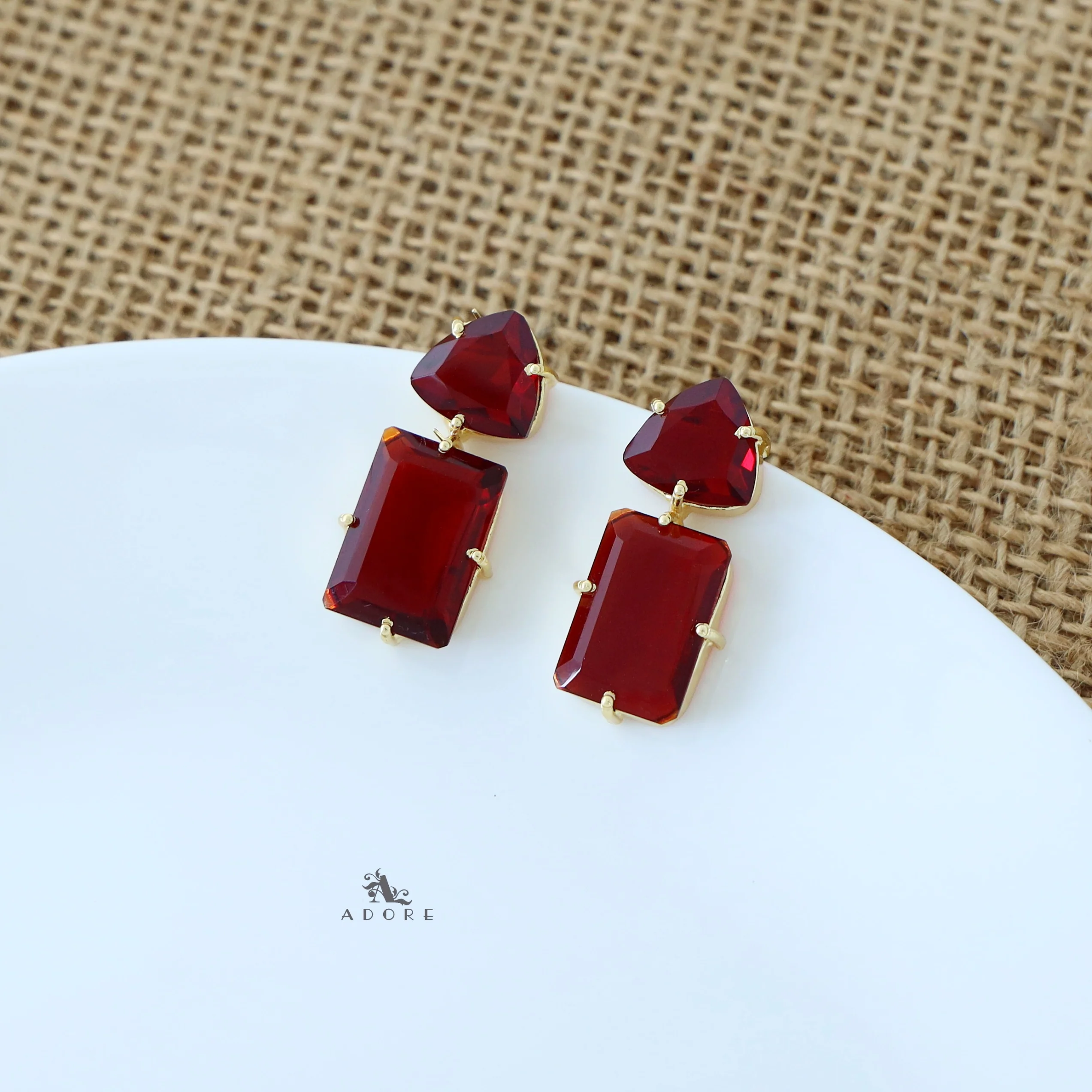 Golden Triangle And Rectangle Glossy Claw Earring - Image 8