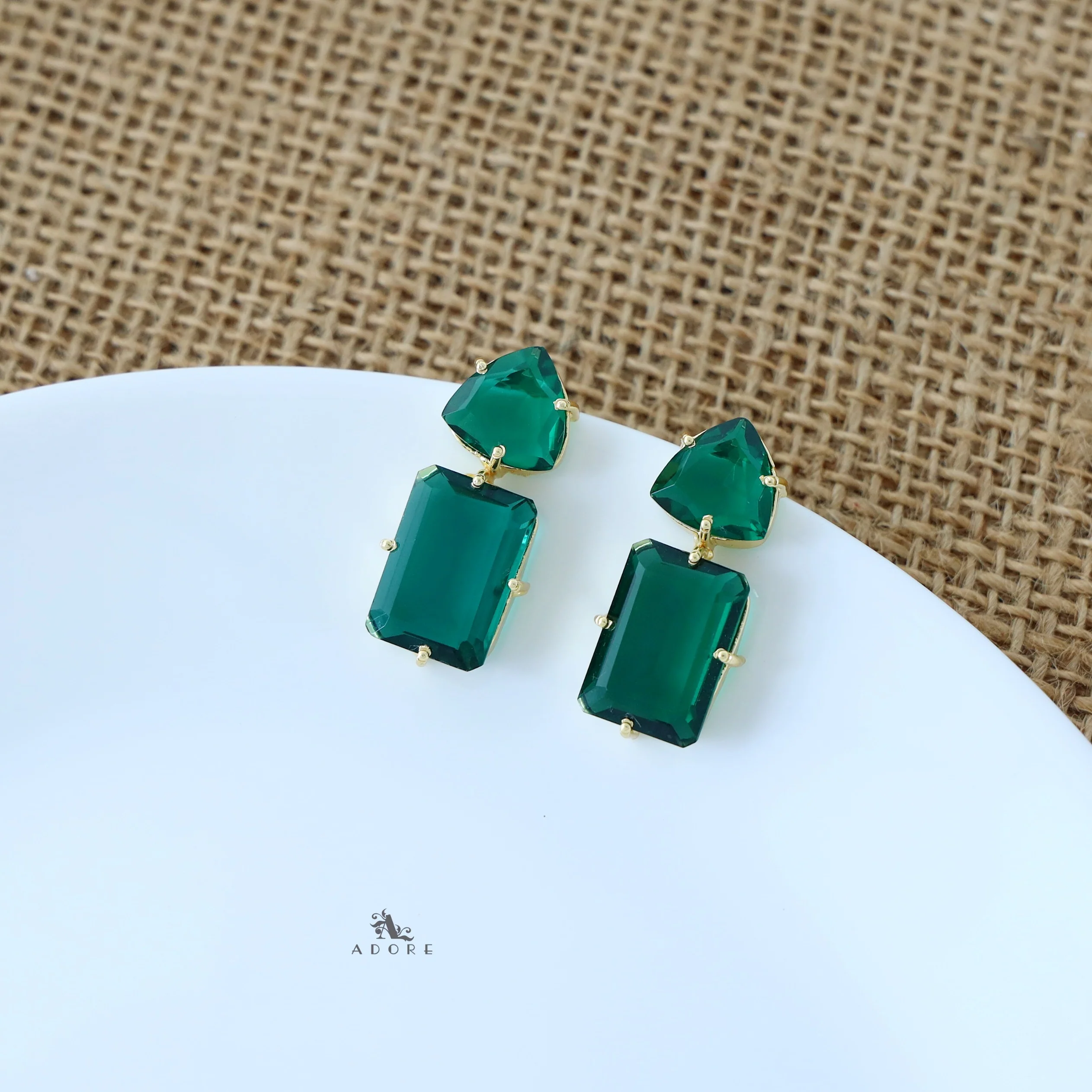 Golden Triangle And Rectangle Glossy Claw Earring - Image 9