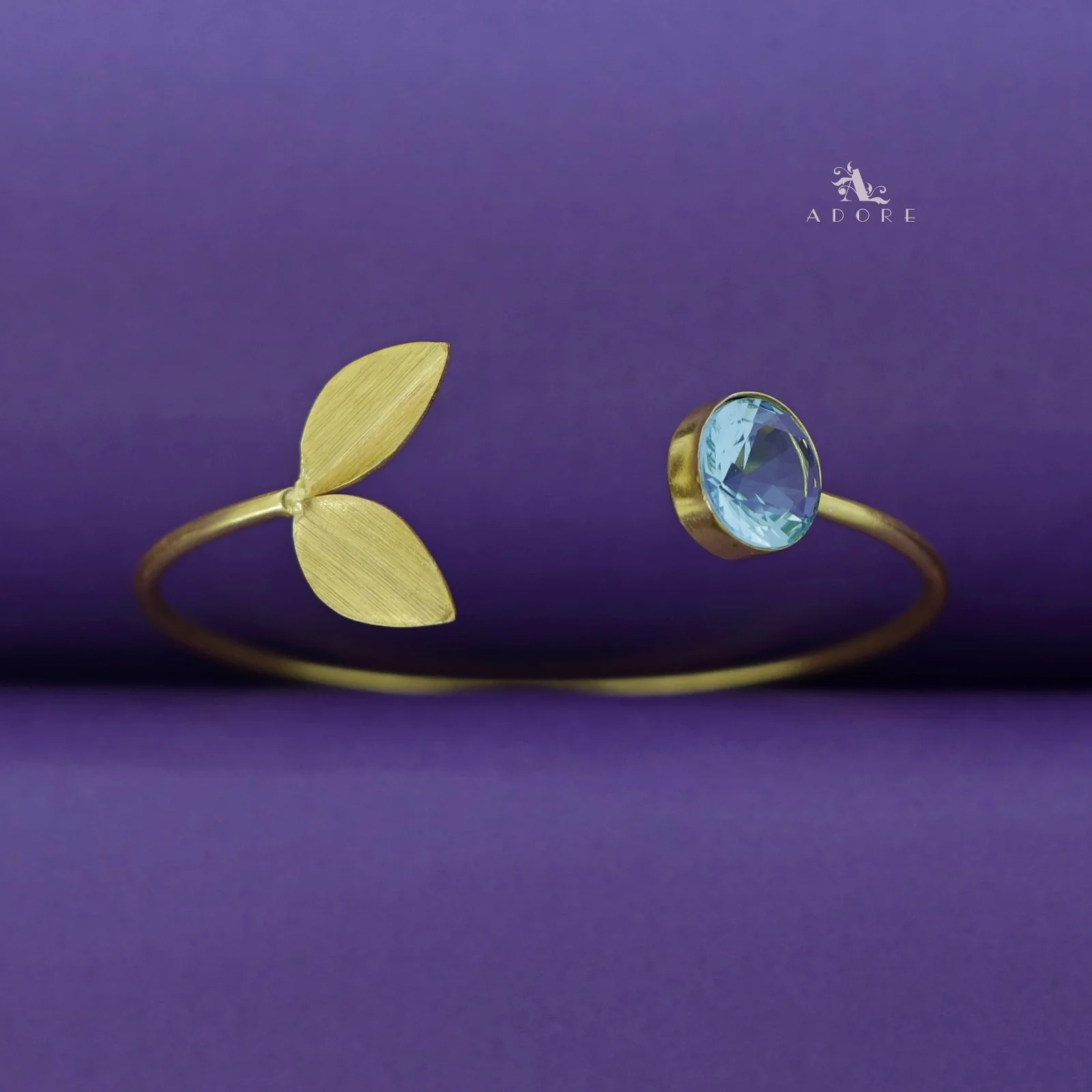 Golden Twin Fold Leafy Round Glossy Bangle - Image 14