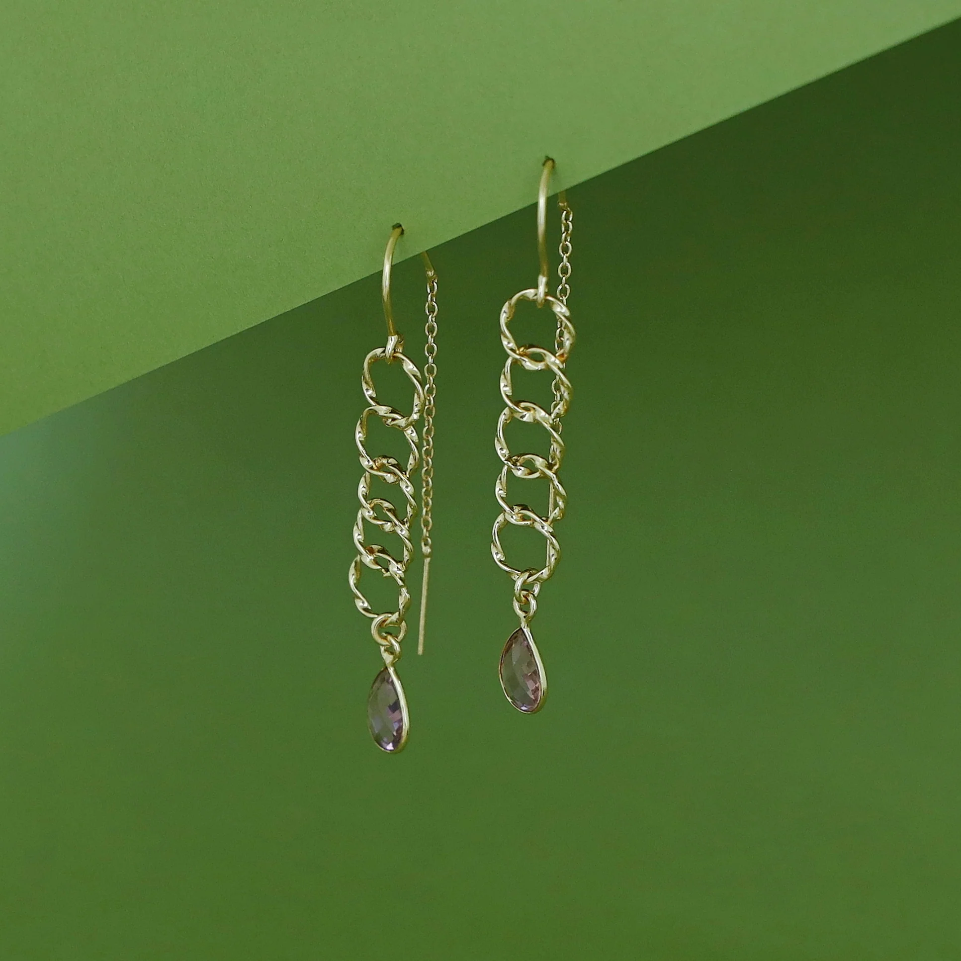Golden Circle Glossy Drop Needle And Thread Earring - Image 3