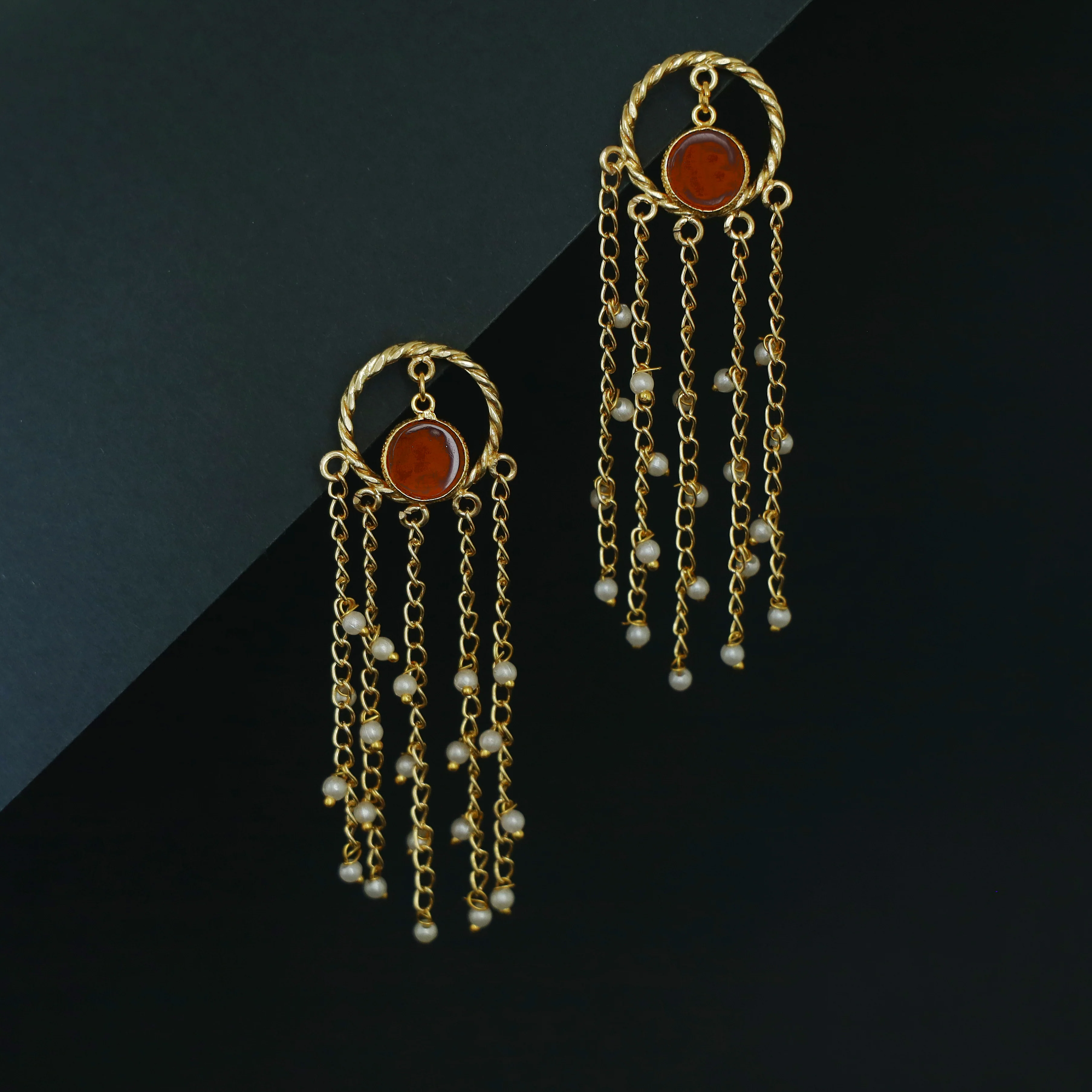 Aveline Golden Twisted Circle Tassel Pearl Earring - Image 3