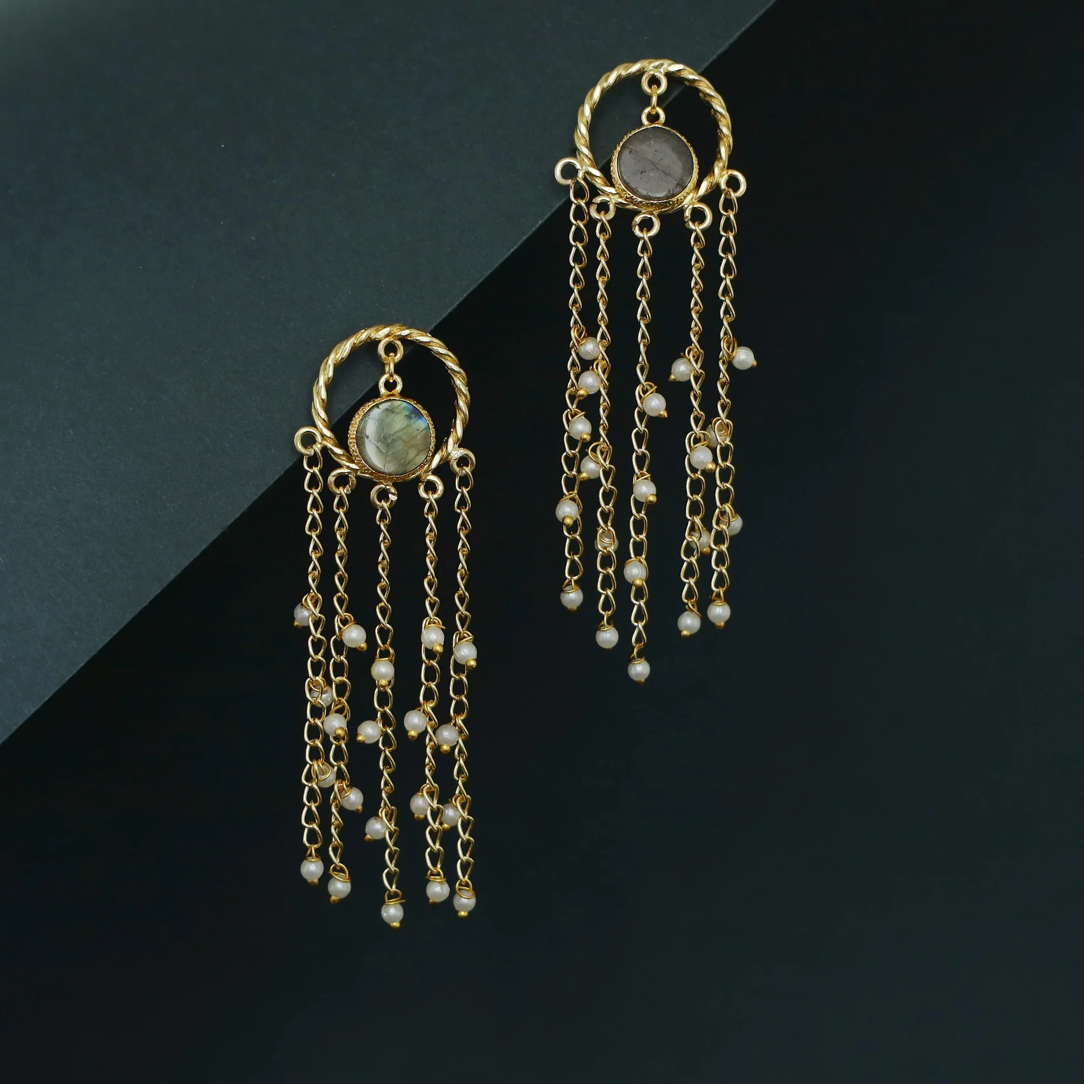 Aveline Golden Twisted Circle Tassel Pearl Earring - Image 4