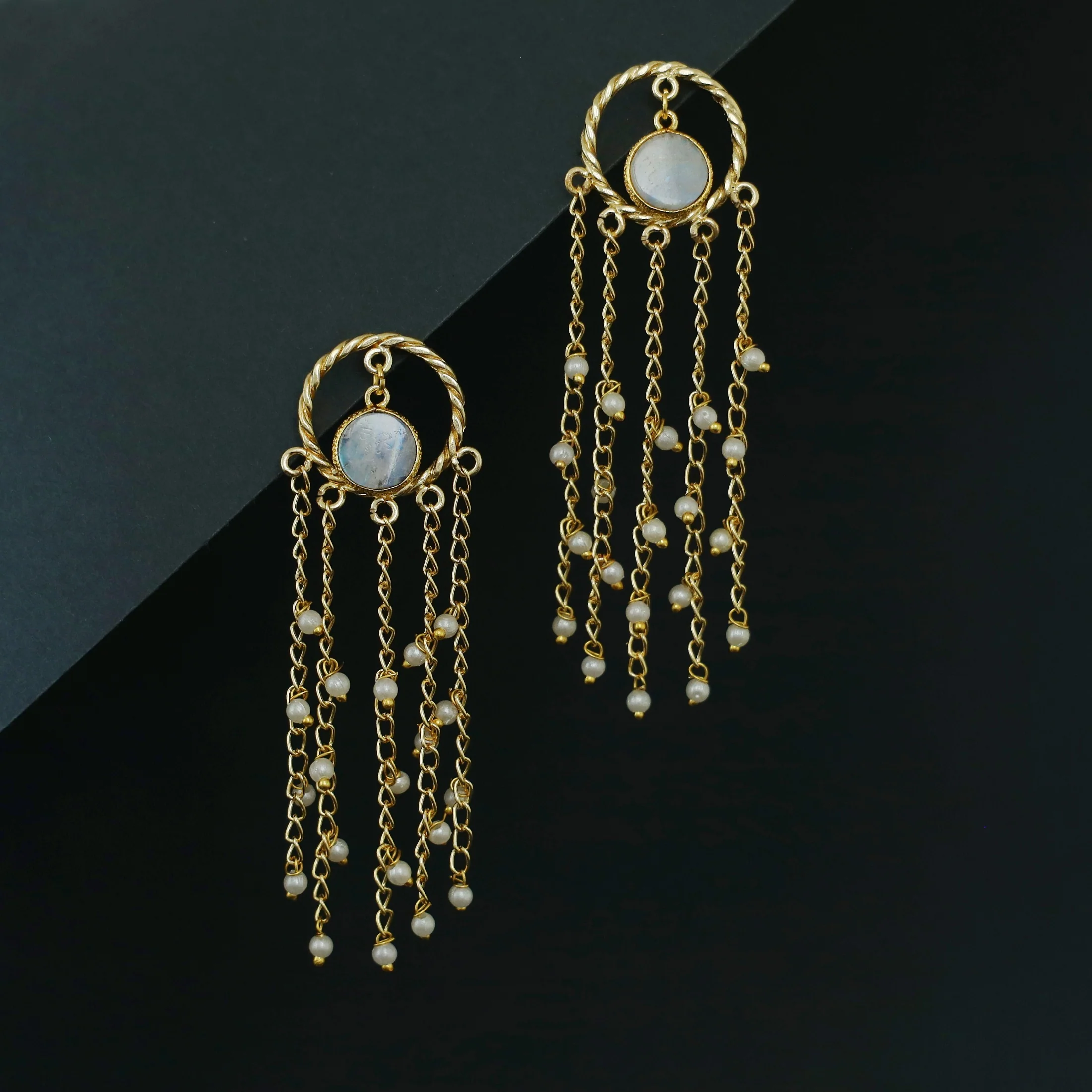 Aveline Golden Twisted Circle Tassel Pearl Earring - Image 5