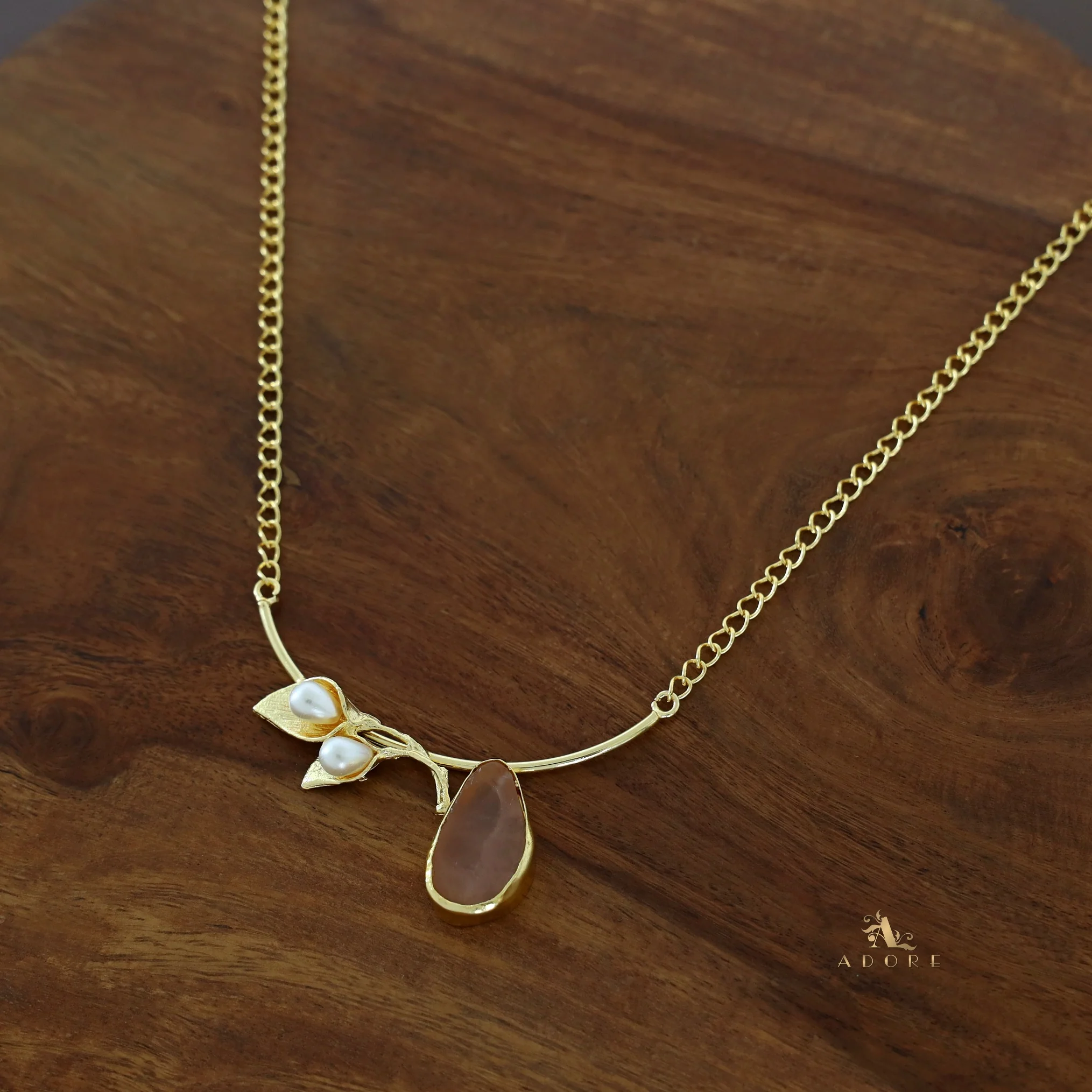 Golden Two Fold Leafy Pearl Raw Stone Neckpiece - Image 17