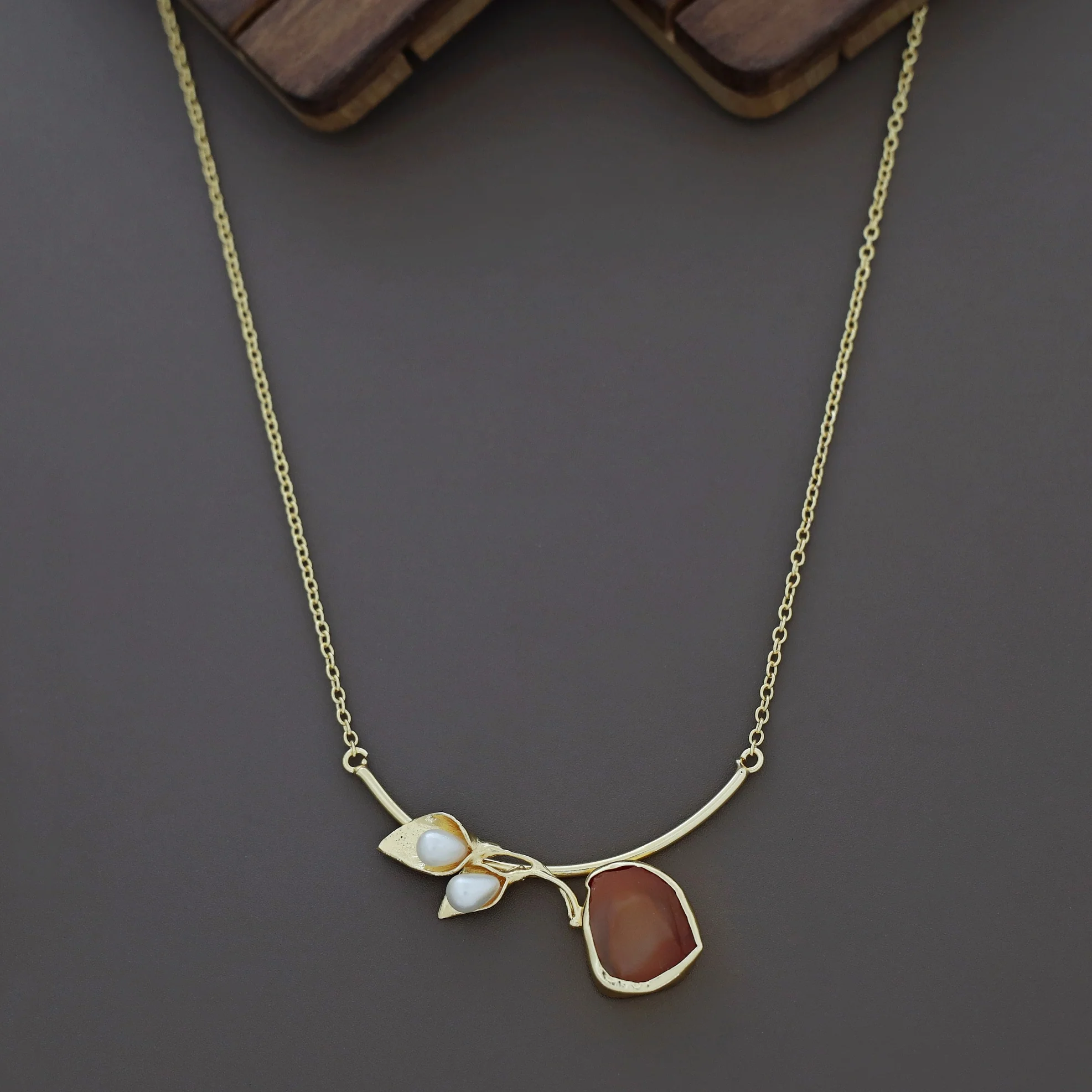 Golden Two Fold Leafy Pearl Raw Stone Neckpiece - Image 4