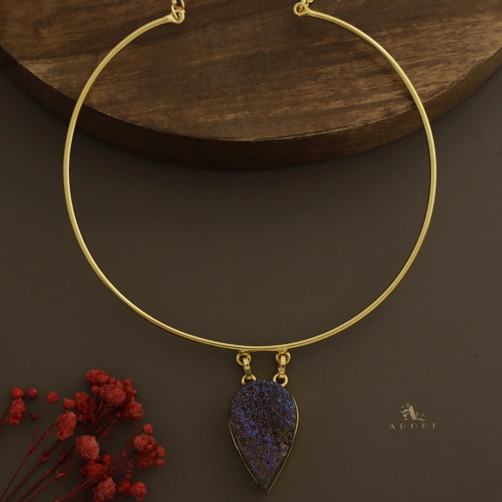 Golden Vriha Neck Cuff - Image 12