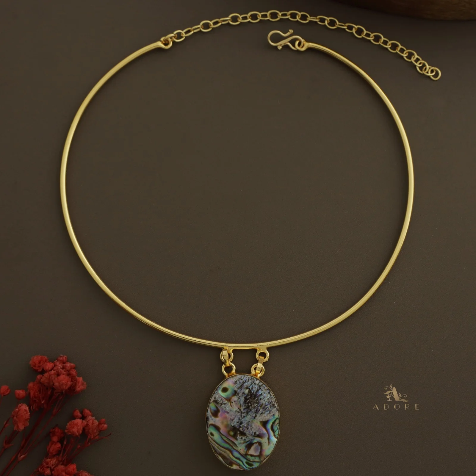 Golden Vriha Neck Cuff - Image 22