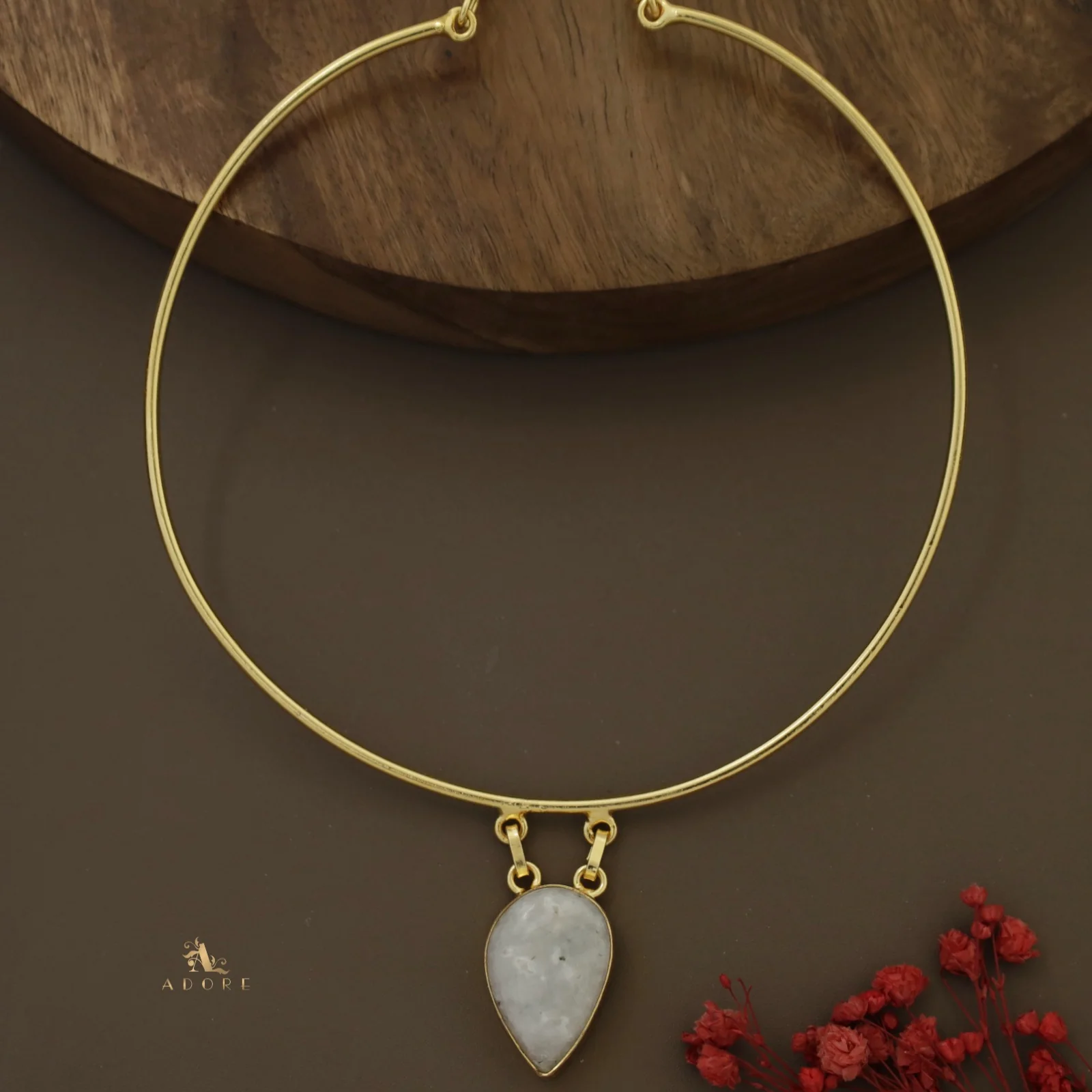 Golden Vriha Neck Cuff - Image 27