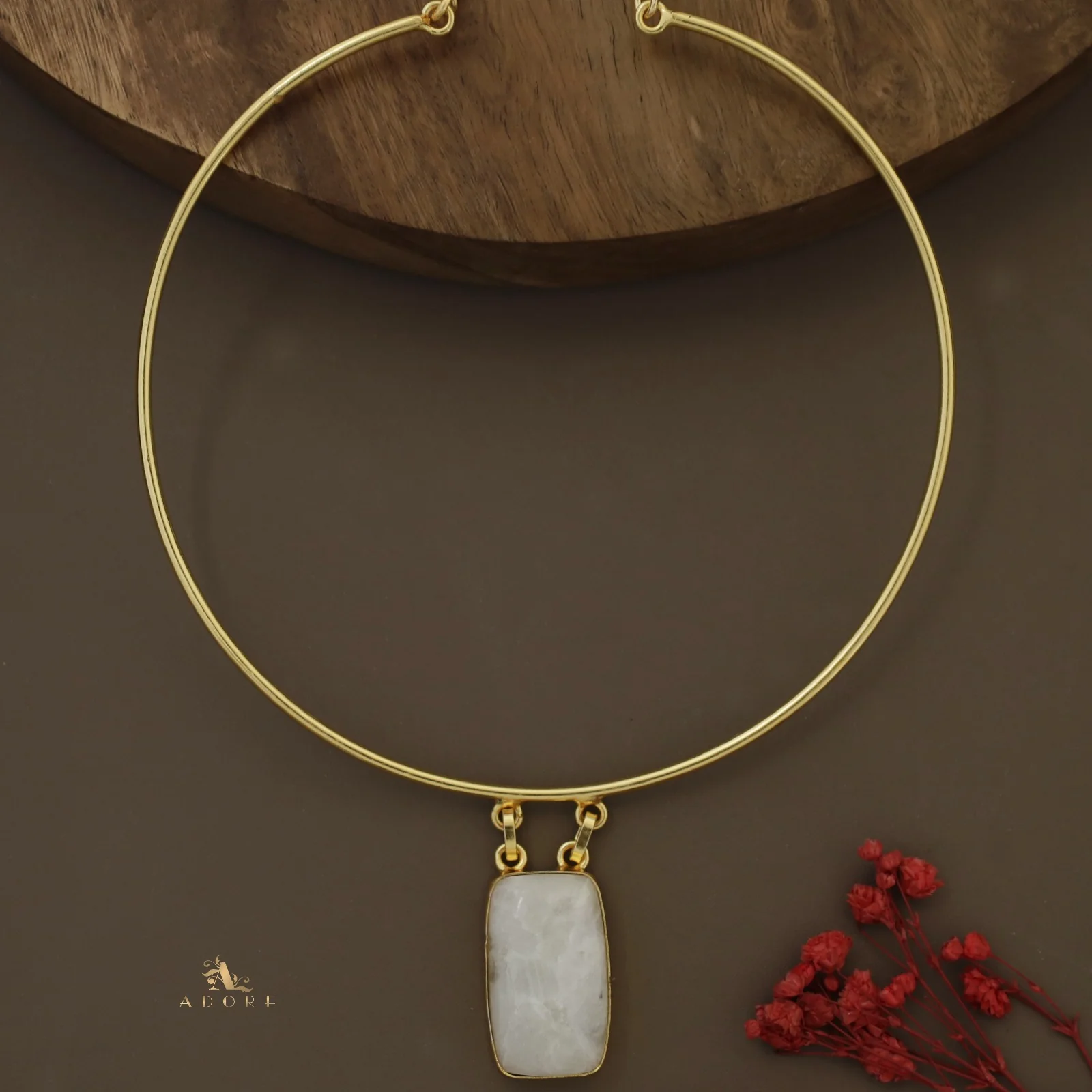 Golden Vriha Neck Cuff - Image 36