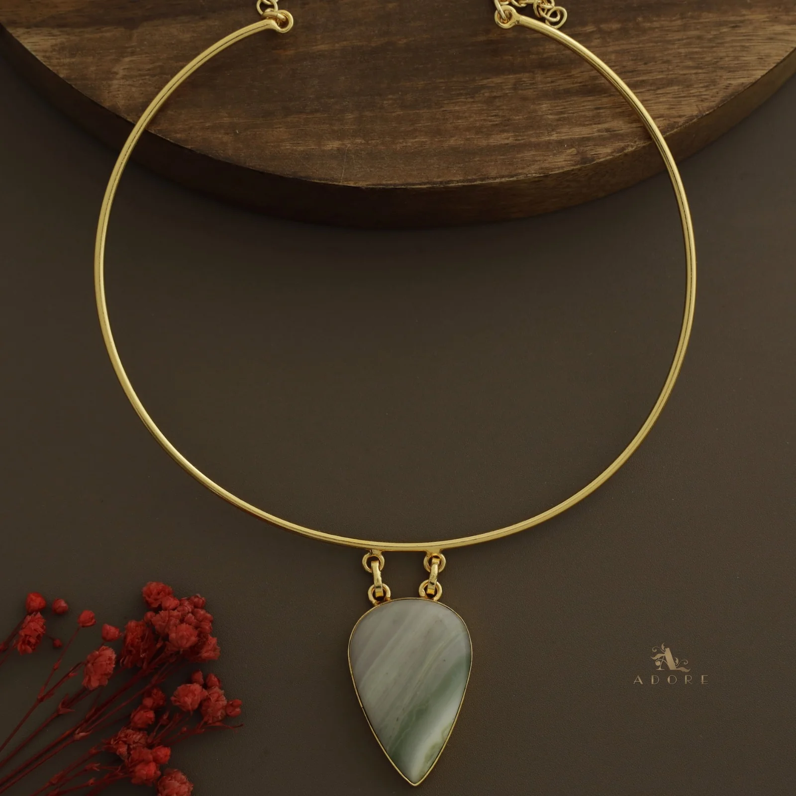 Golden Vriha Neck Cuff - Image 4