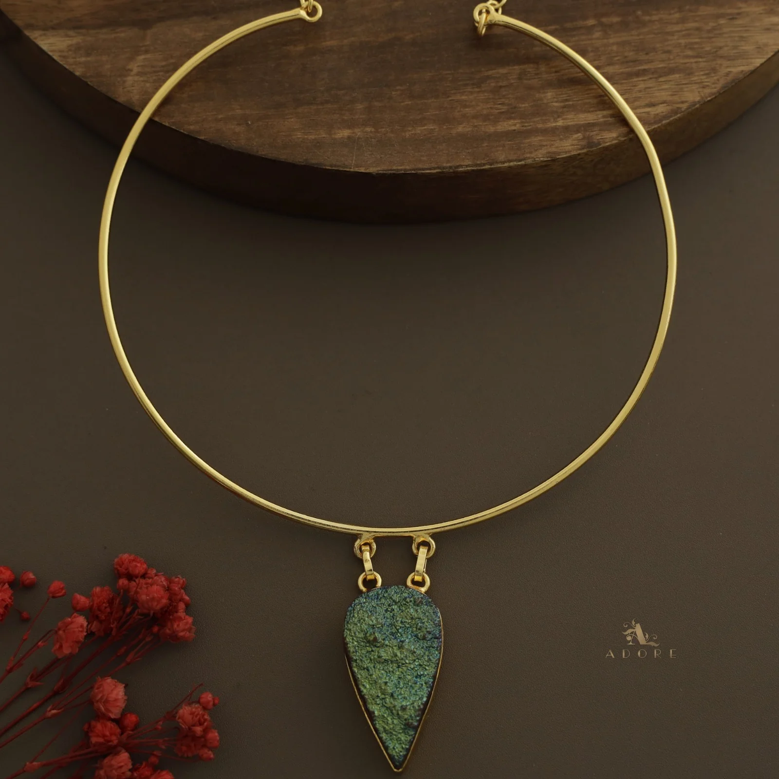 Golden Vriha Neck Cuff - Image 5