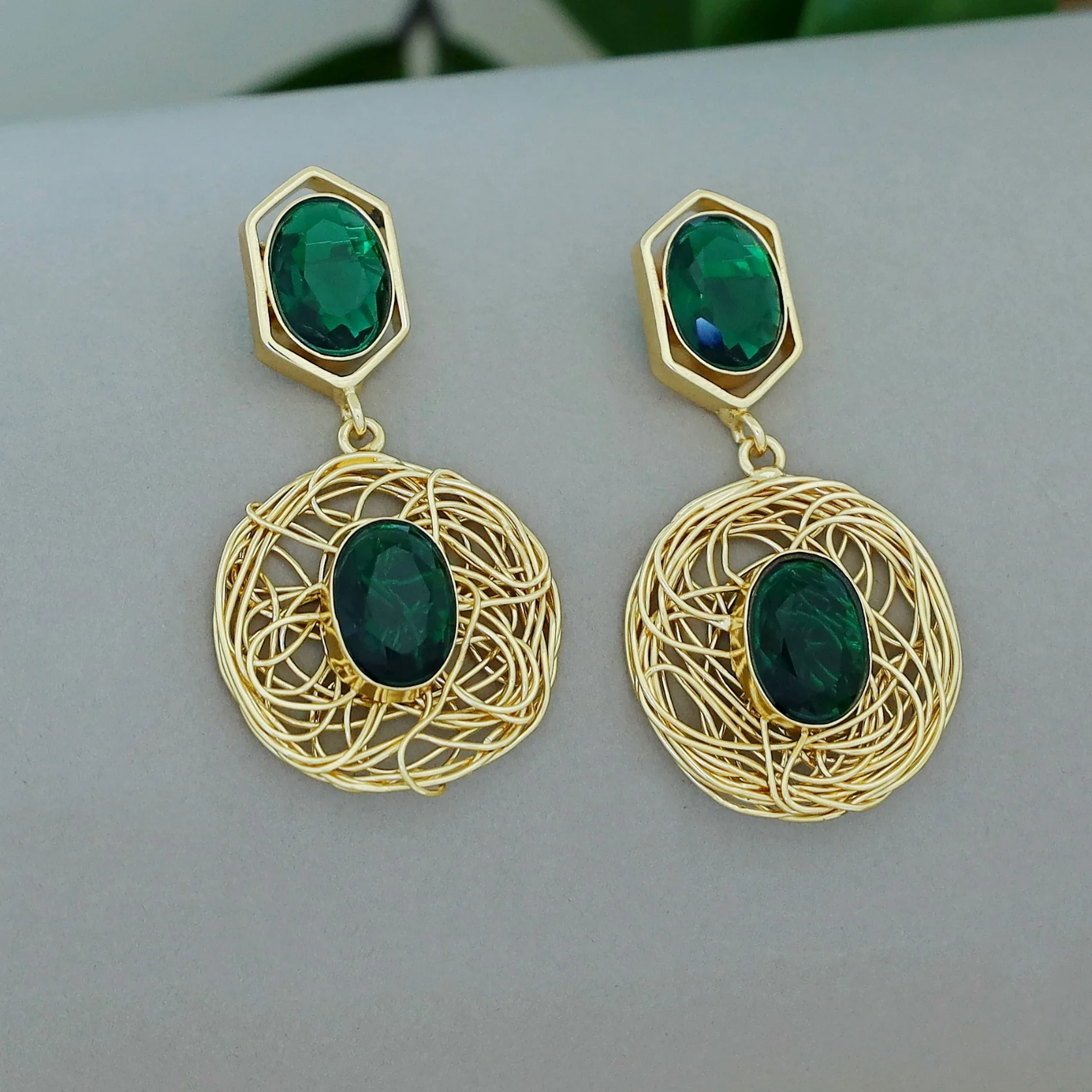 Golden Wired Dual Oval Glossy Stone Earring - Image 3