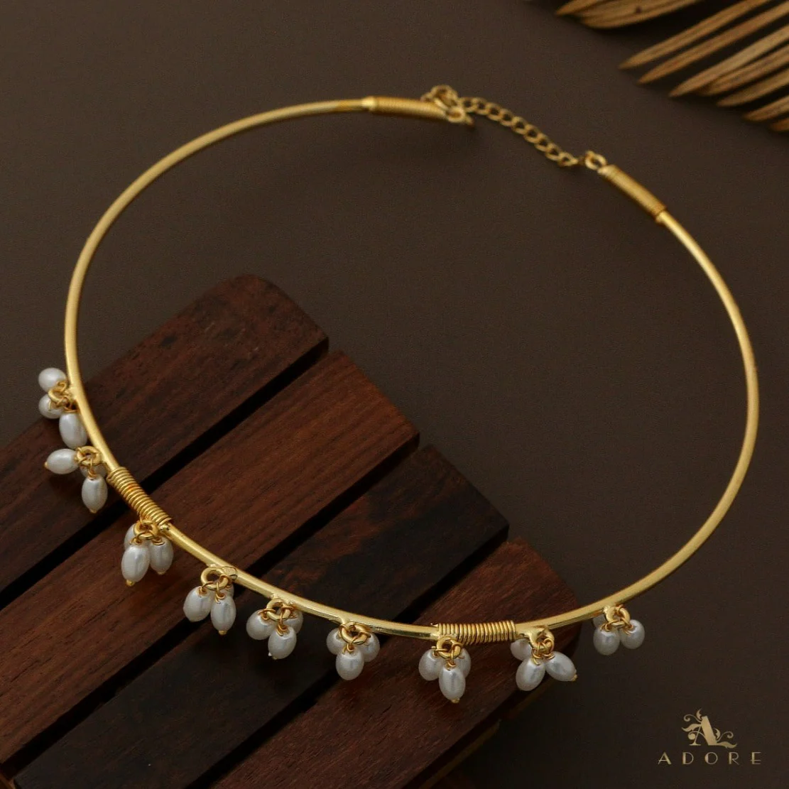 Grape Pearl Golden Neck Cuff - Image 3