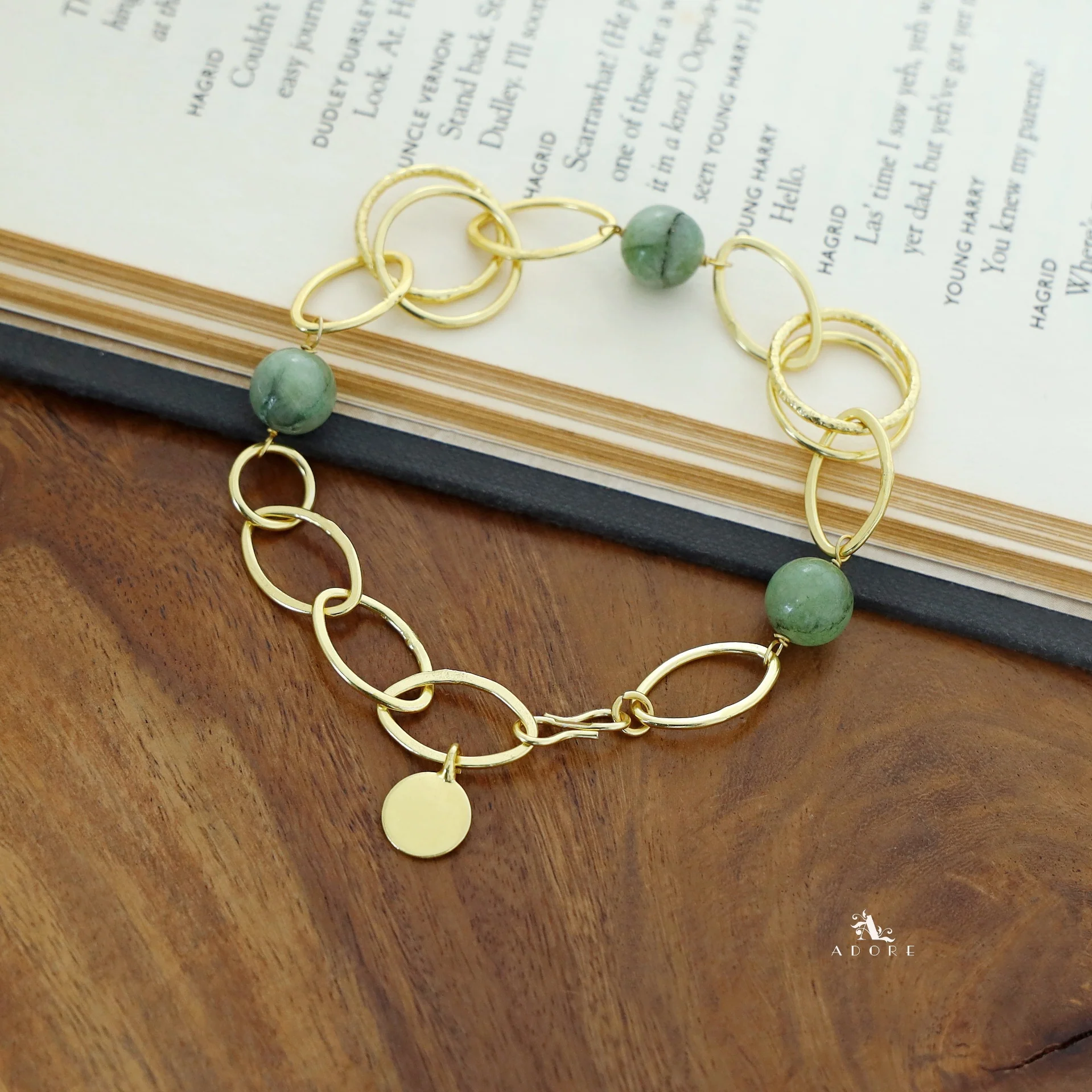 Greta Oval Circle Bracelet - Image 8