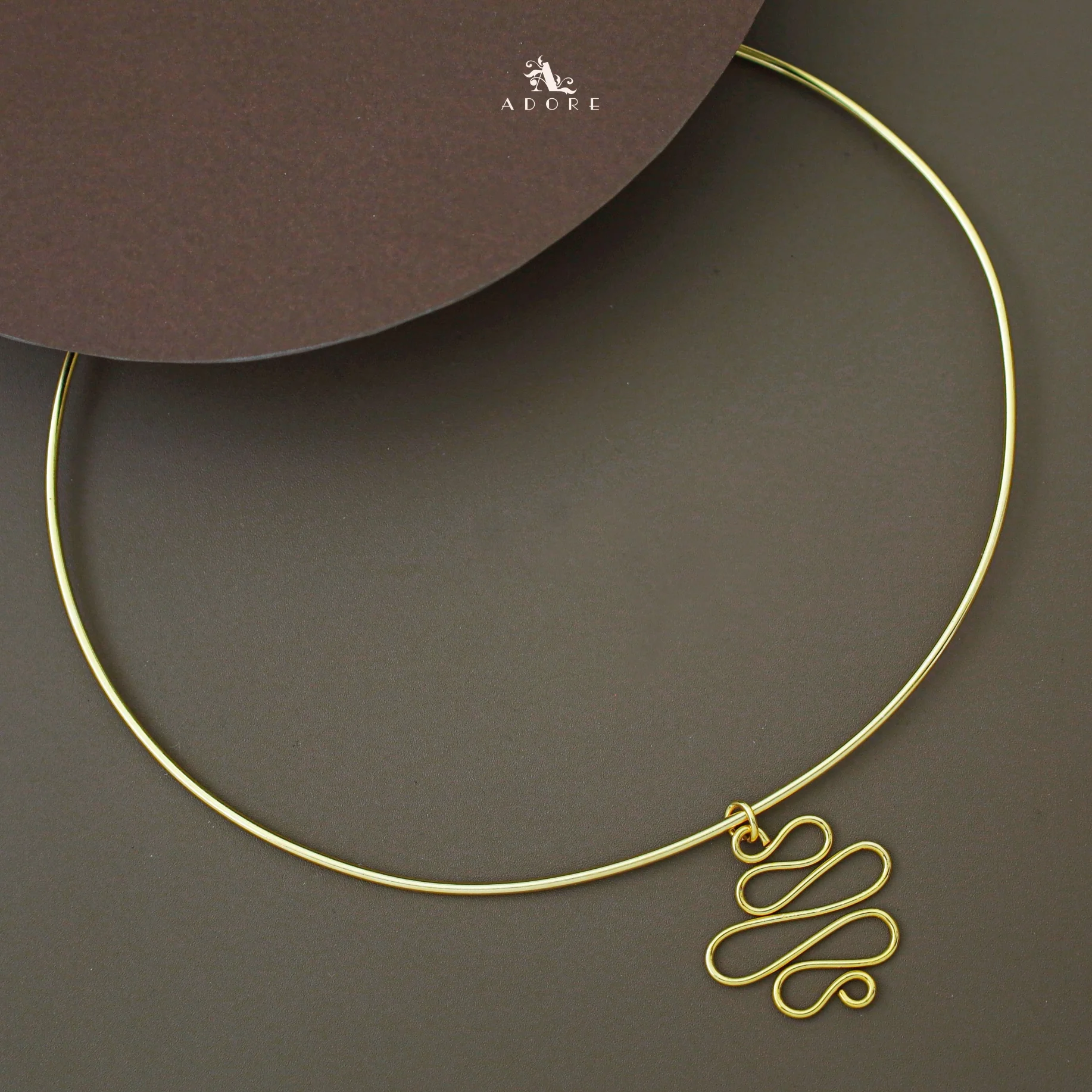 Gwyneth Golden Slick Neck Cuff - Image 3