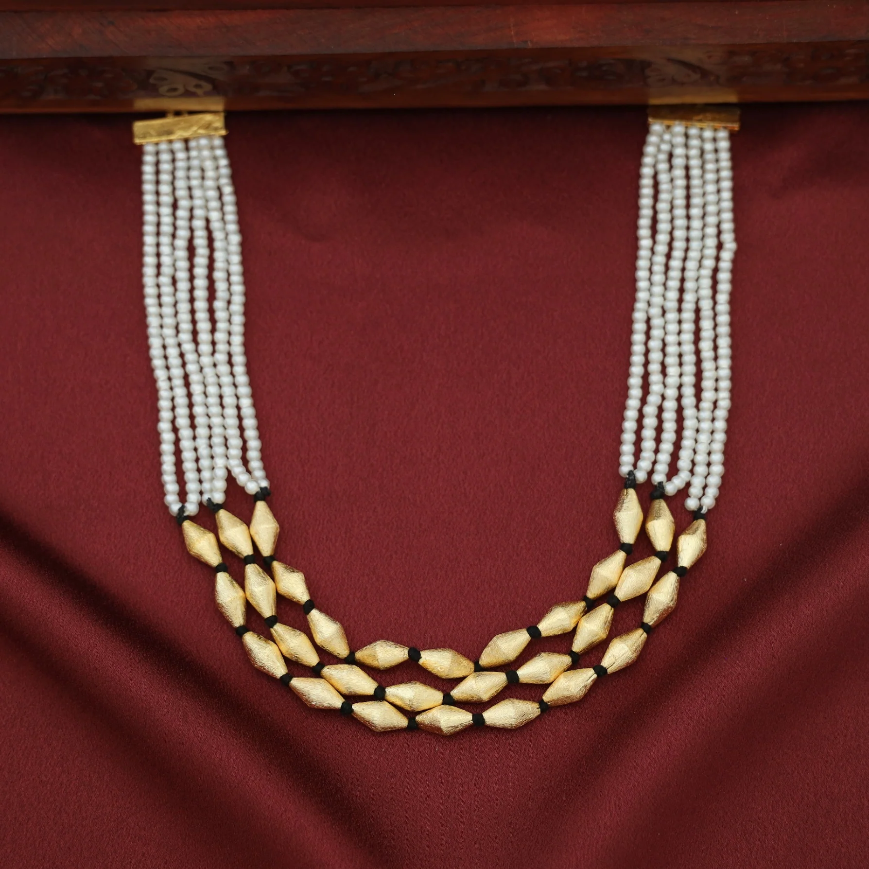 Haadiyaa 3 Layer Pearl Neckpiece - Image 2