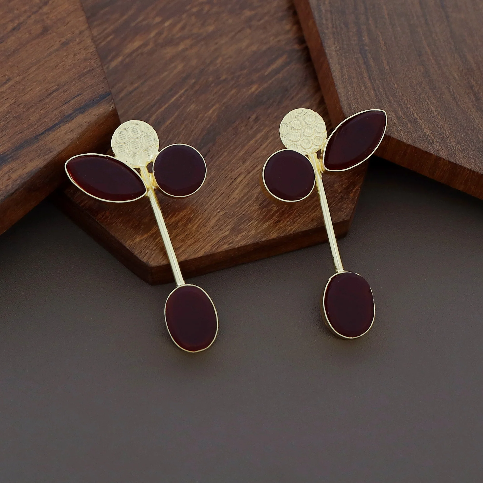 Hadassah Golden Hammered Raw Stone Earring - Image 12