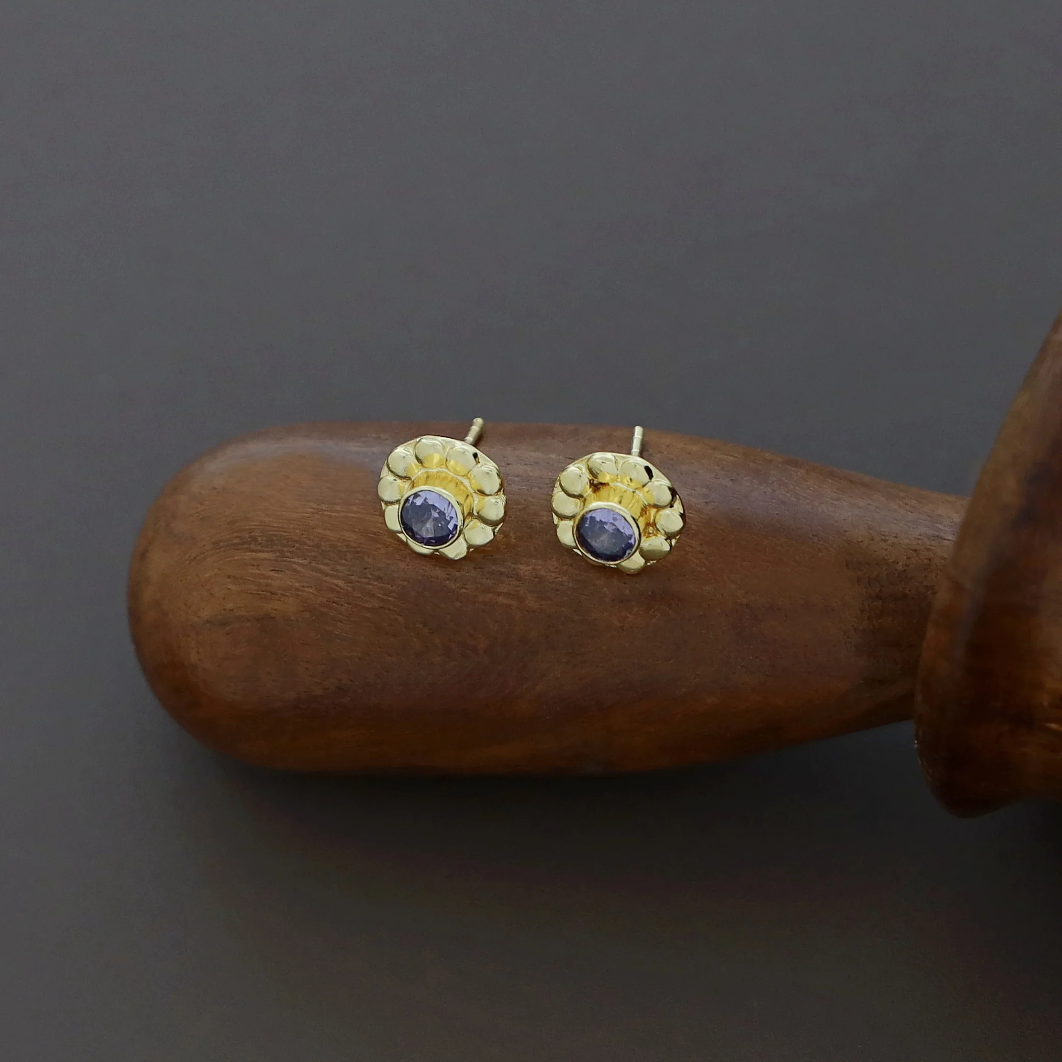 Hale Flower Glossy Round Stud (5 mm) - Image 8