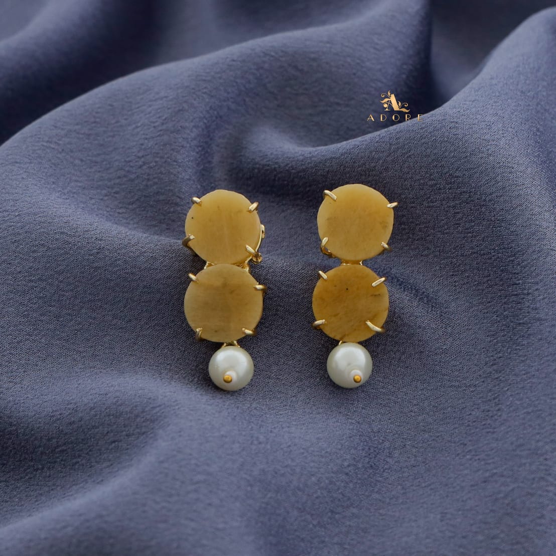Halle Dual Raw Stone Claw Pearl Earring - Image 18