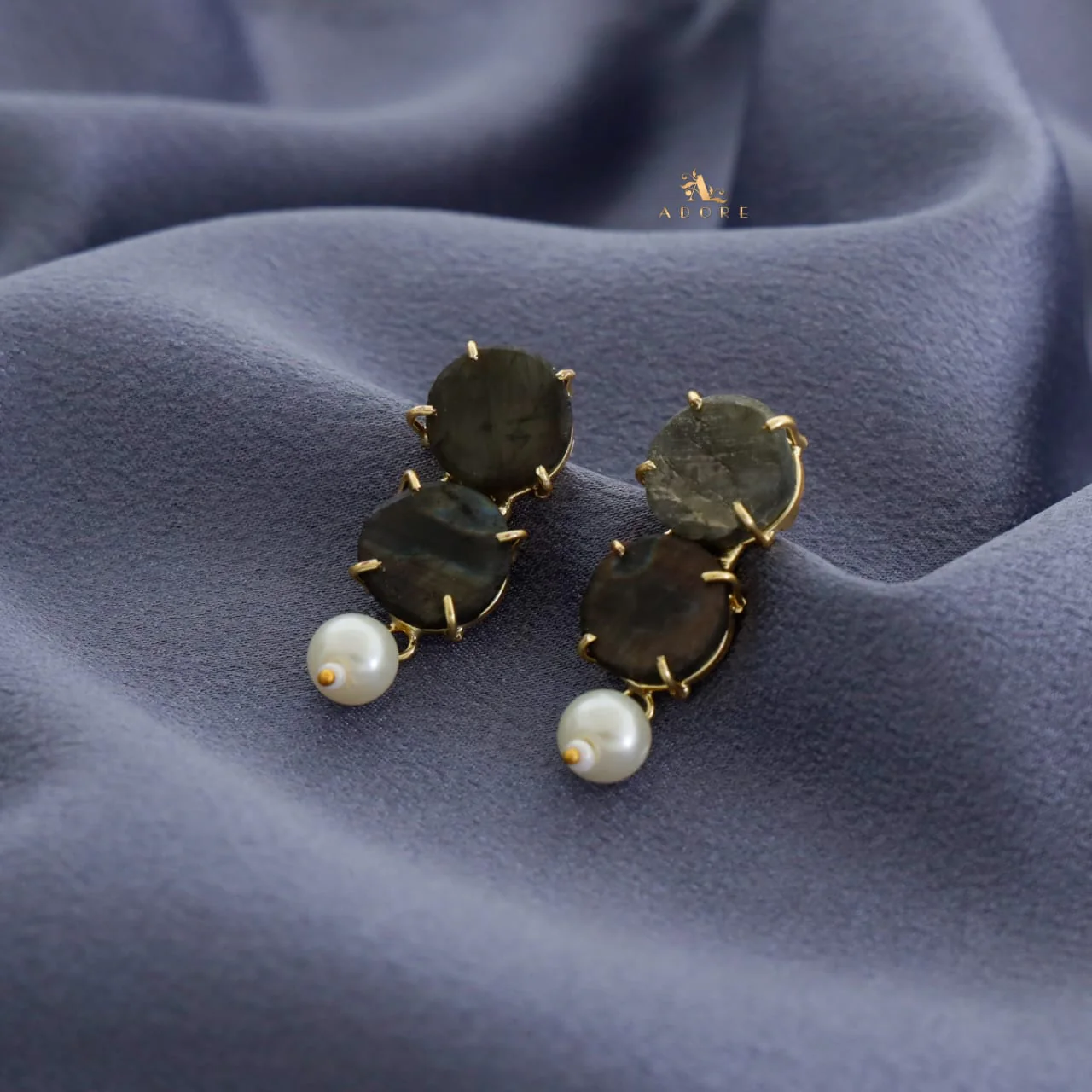 Halle Dual Raw Stone Claw Pearl Earring - Image 5