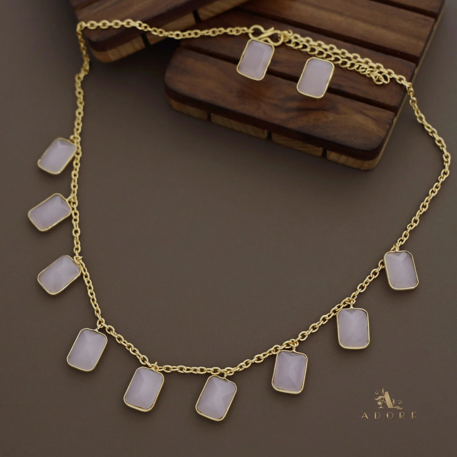 Hanging 9 Stone Rectangle Glossy Neckpiece With Stud - Image 10