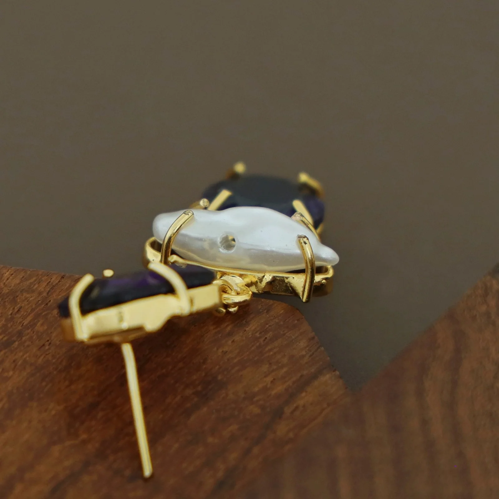 Hanita Baroque + Glossy Earring - Image 10