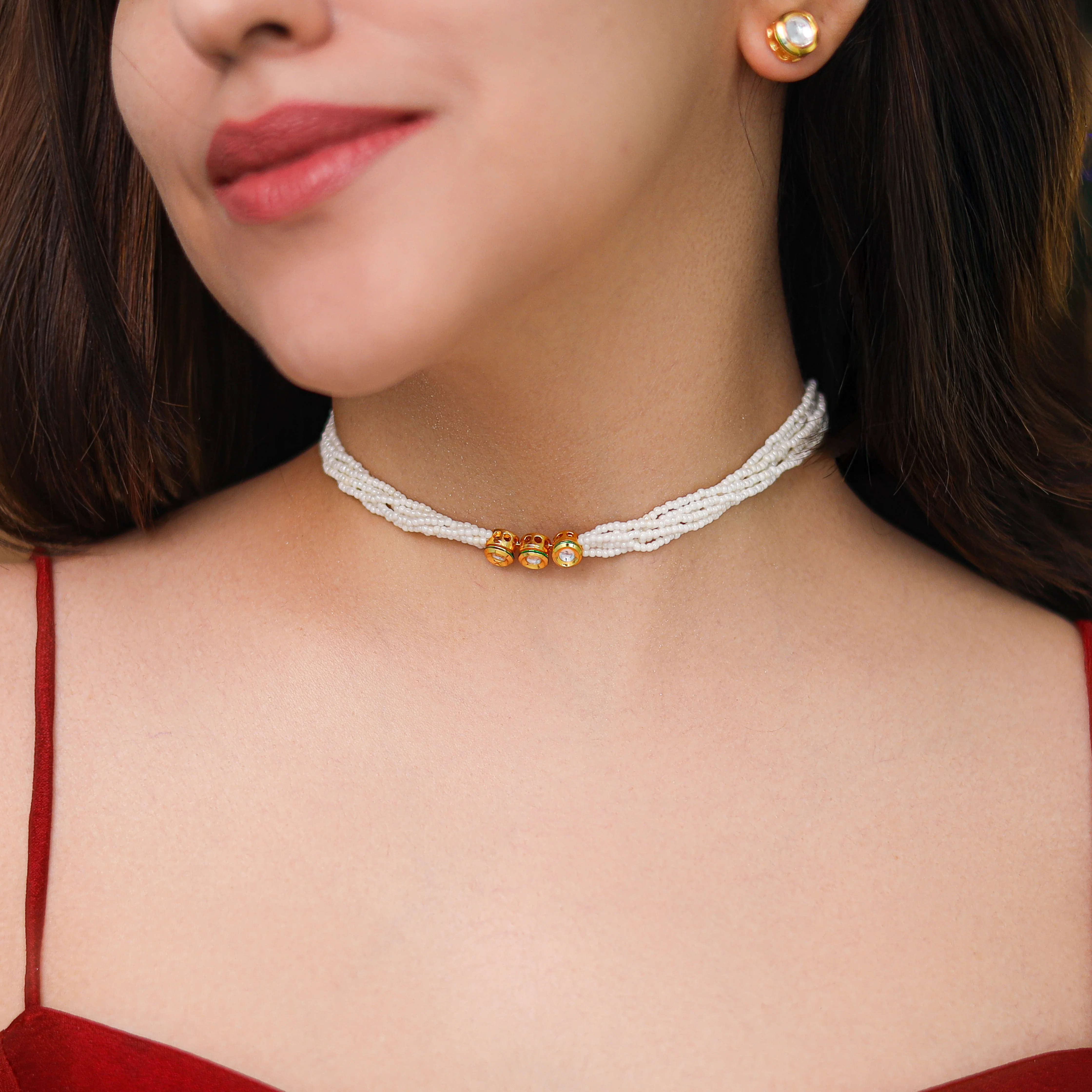 Hansika Kundan Pearl Choker with Stud - Image 2