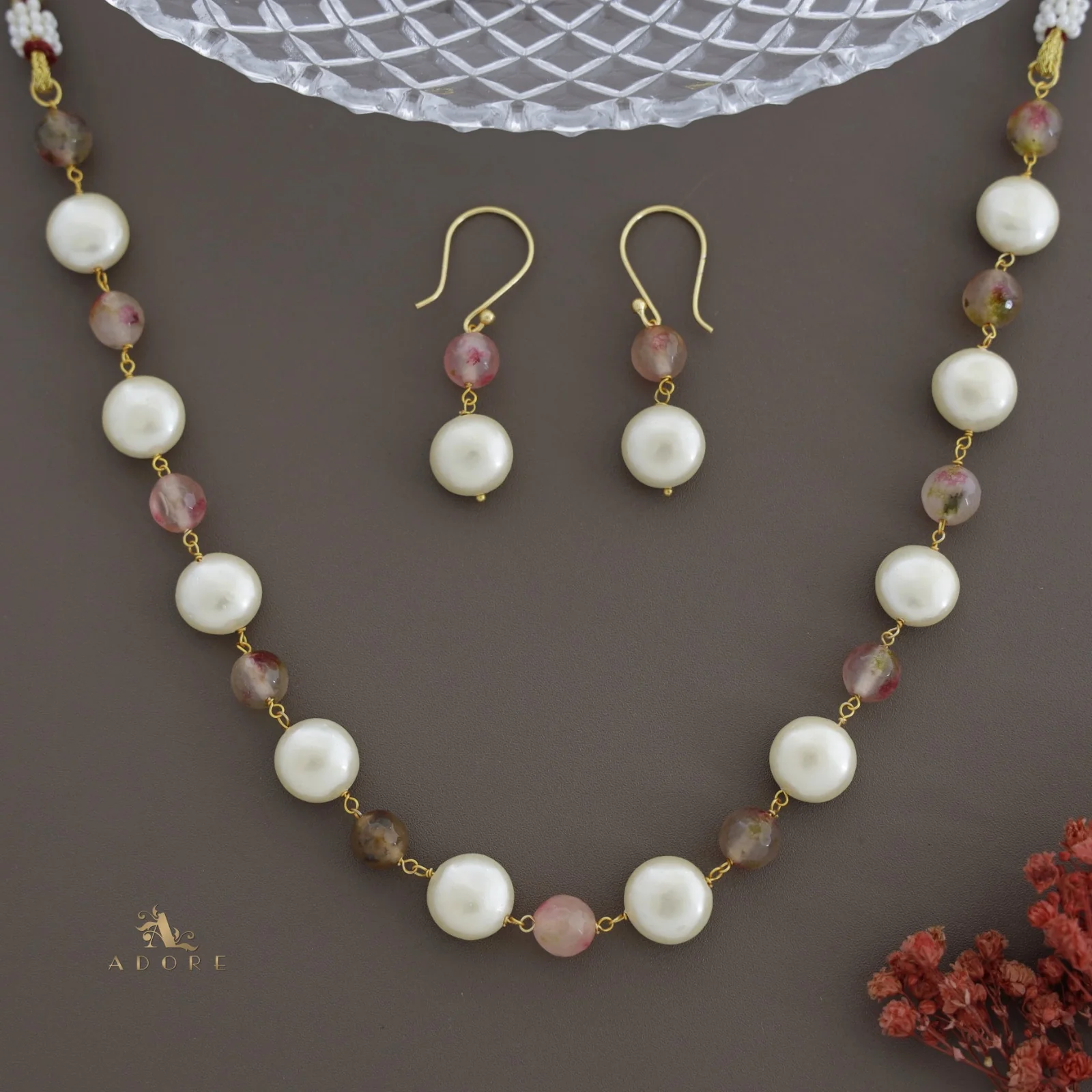 Harriet Pearl Neckpiece With Drop - Image 3