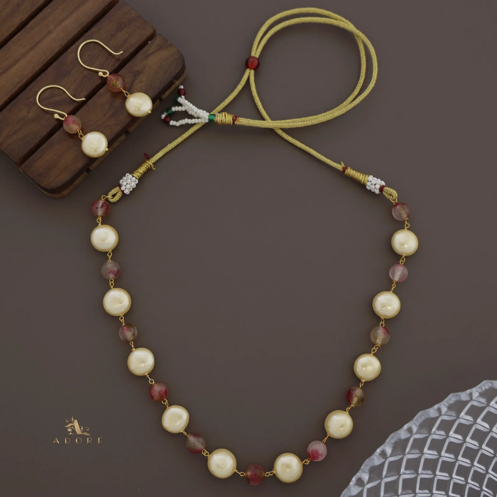 Harriet Pearl Neckpiece With Drop - Image 6