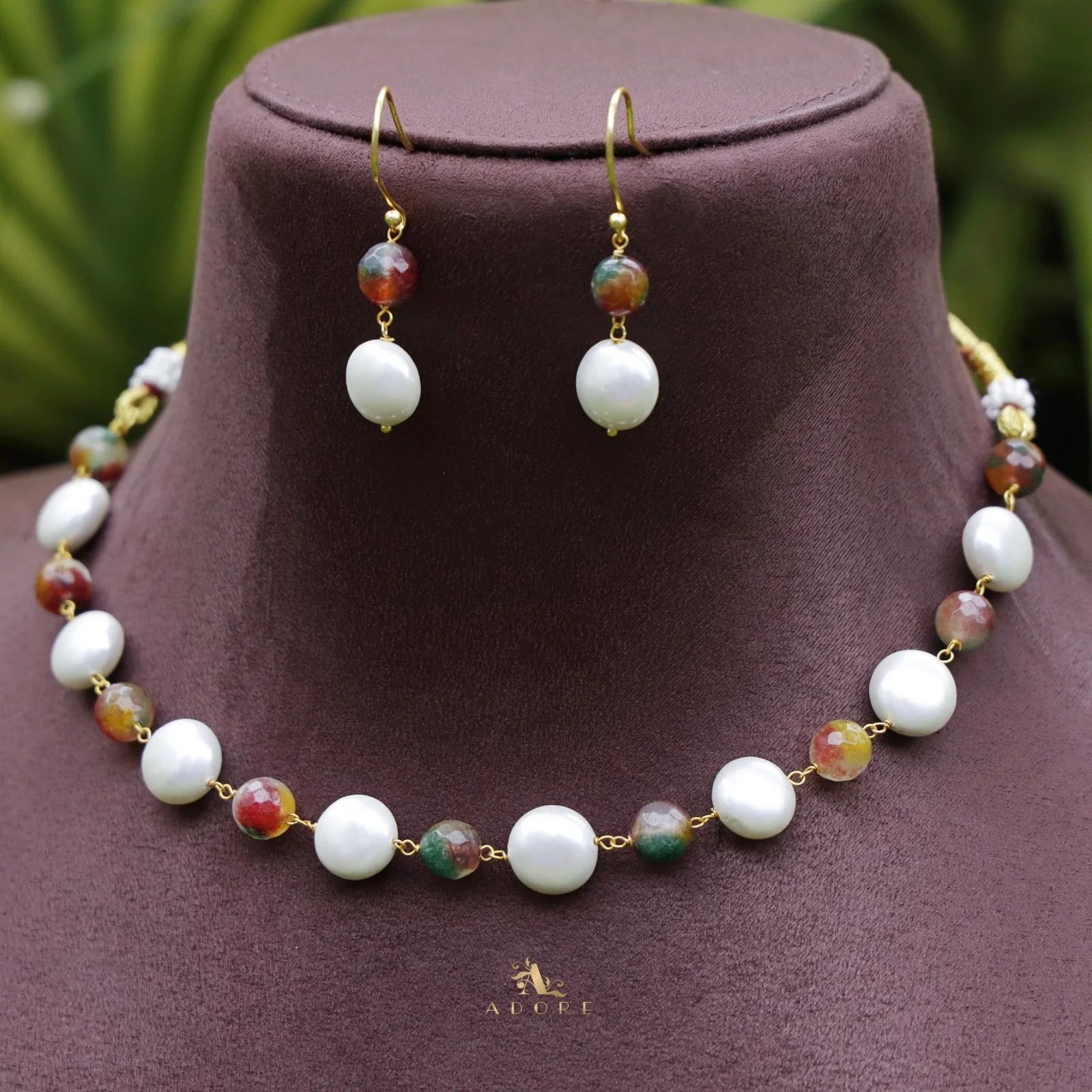 Harriet Pearl Neckpiece With Drop - Image 8