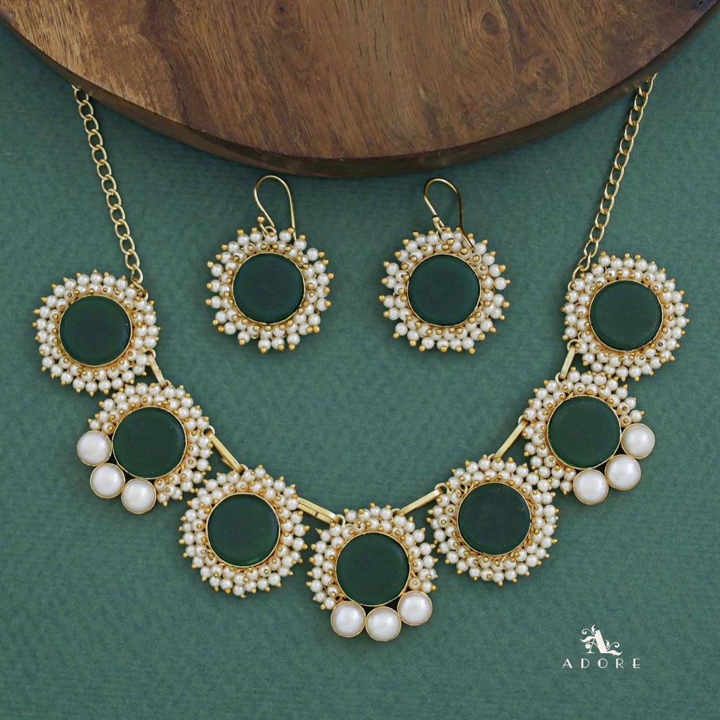 Harsha Raw Stone  Full Cluster Pearl Short Neckpiece With Drop - Image 7