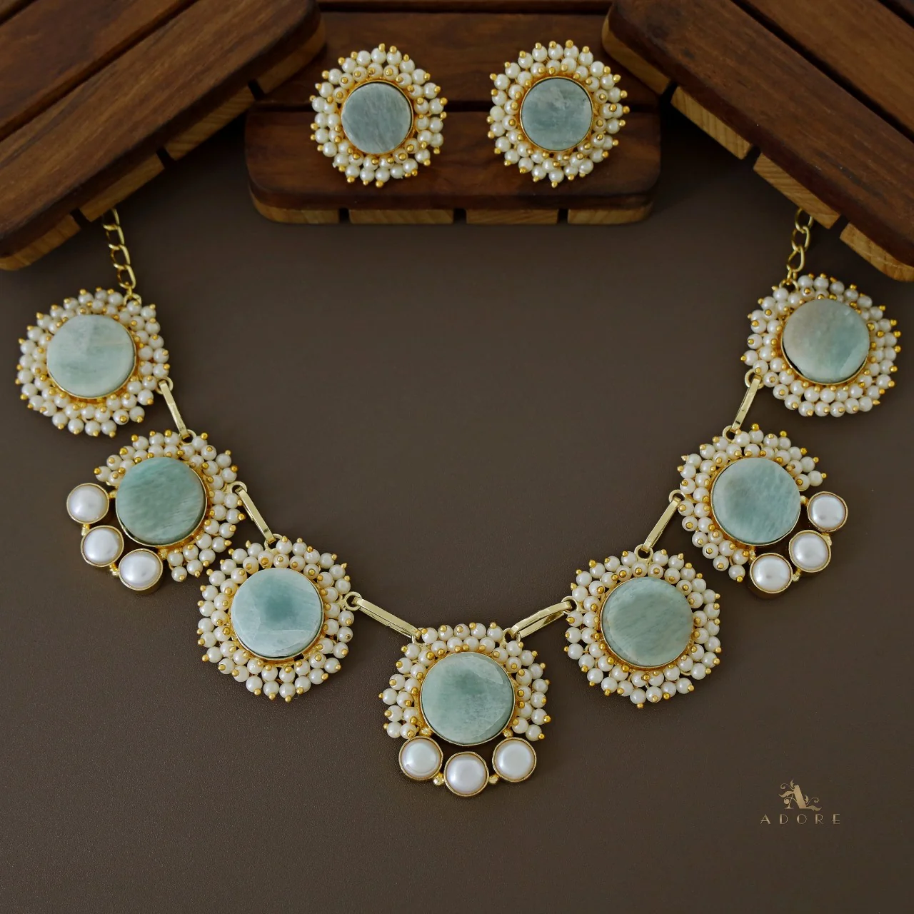 Harsha Raw Stone Full Cluster Pearl Short Neckpiece With Earring - Image 10