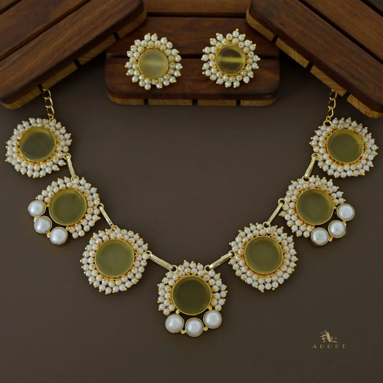 Harsha Raw Stone Full Cluster Pearl Short Neckpiece With Earring - Image 11