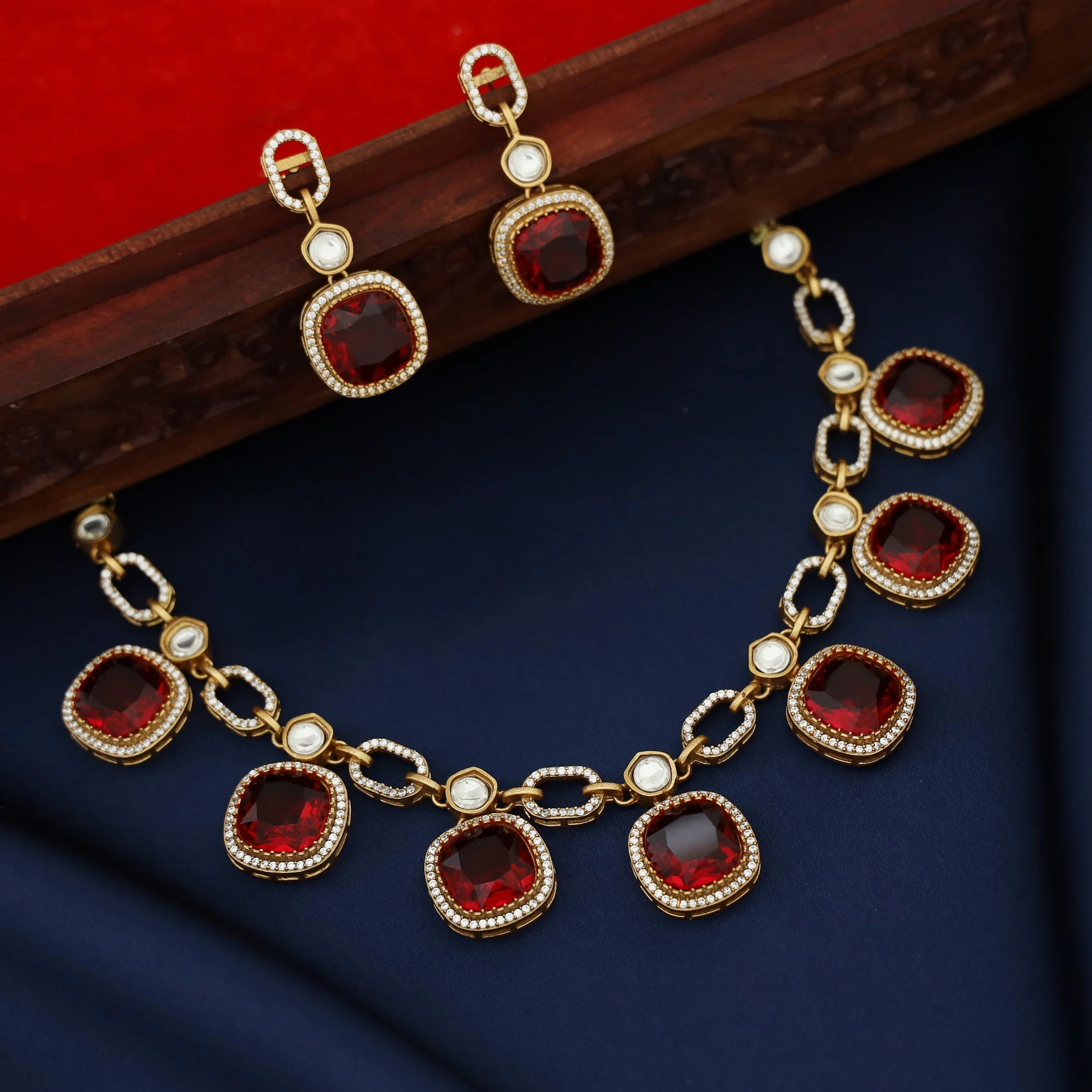 Haruhi Square Glossy Stone Kundan Short Neckpiece With Earring - Image 6