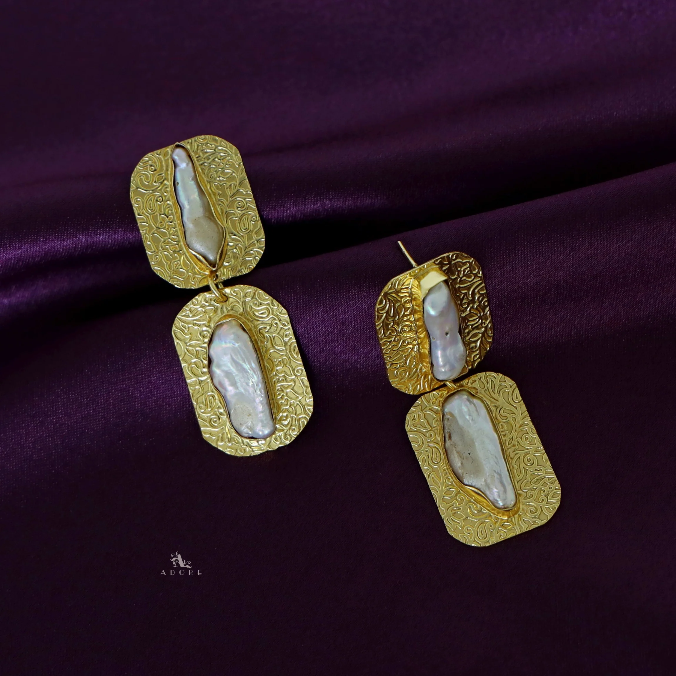 Moira Textured 2 Layer Baroque Earring - Image 4