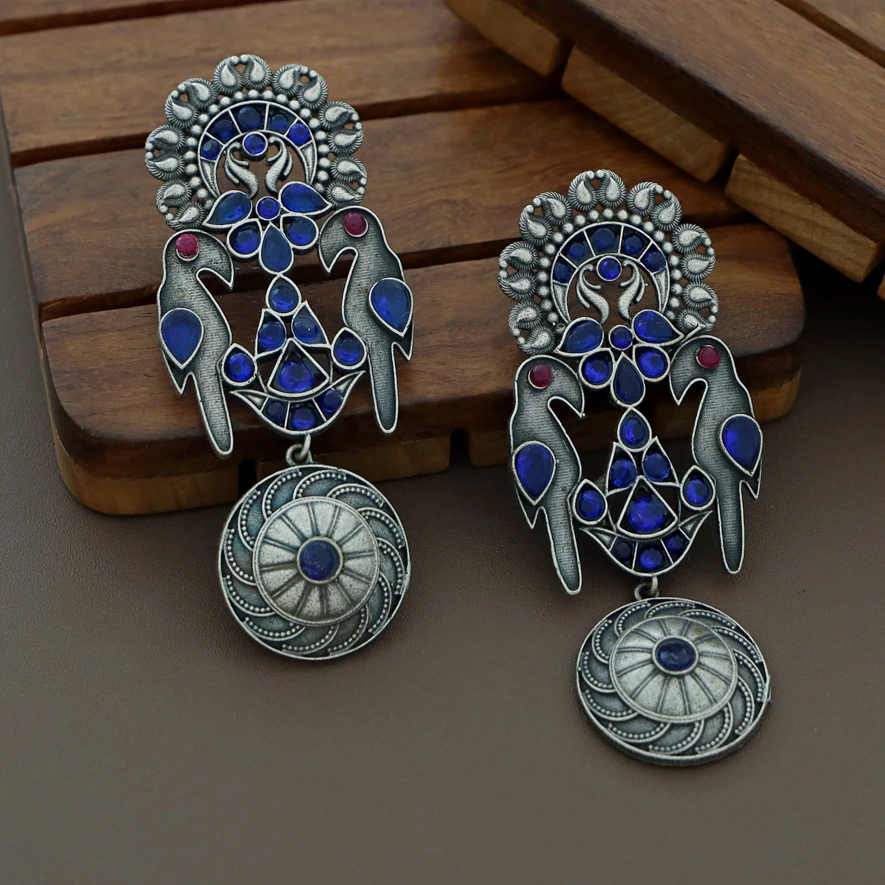 Haza Dual Bird Earring - Image 5
