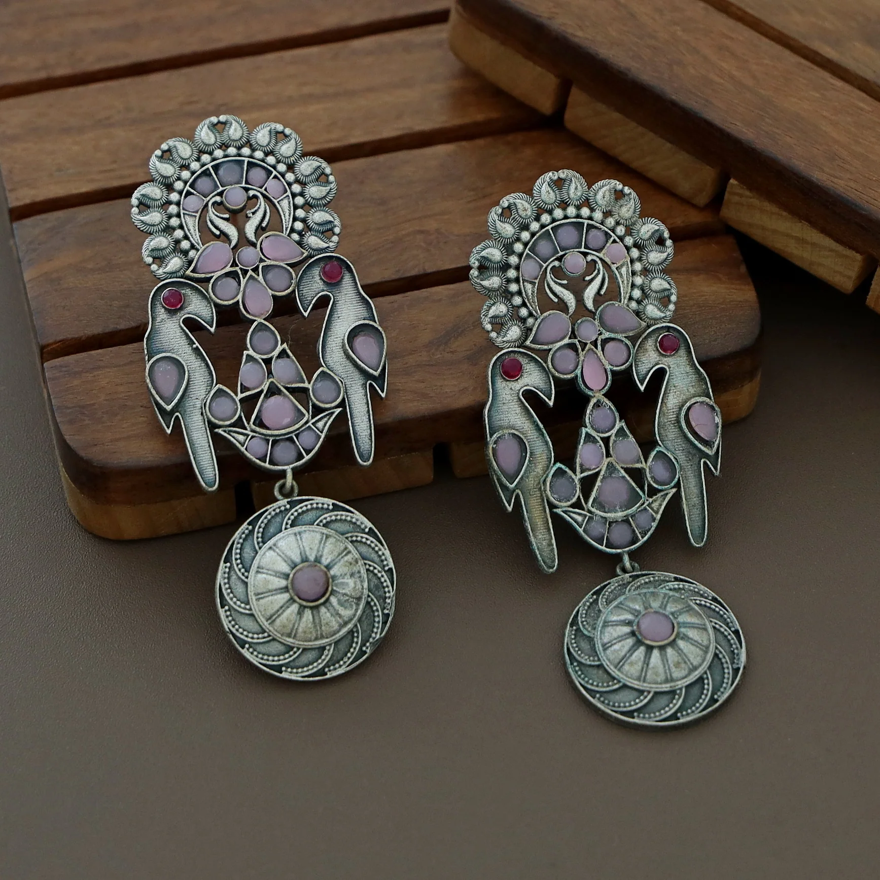 Haza Dual Bird Earring - Image 8