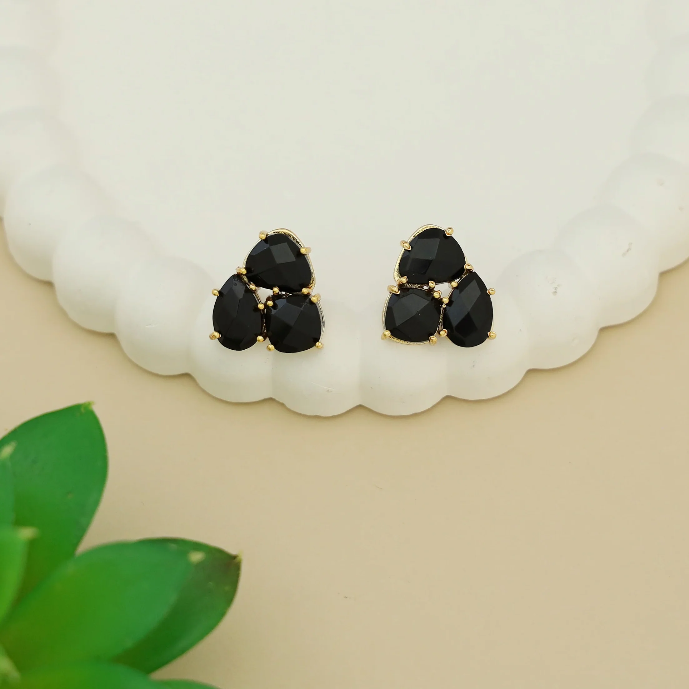 Haze Claw Tri Glossy Stone Stud - Image 4