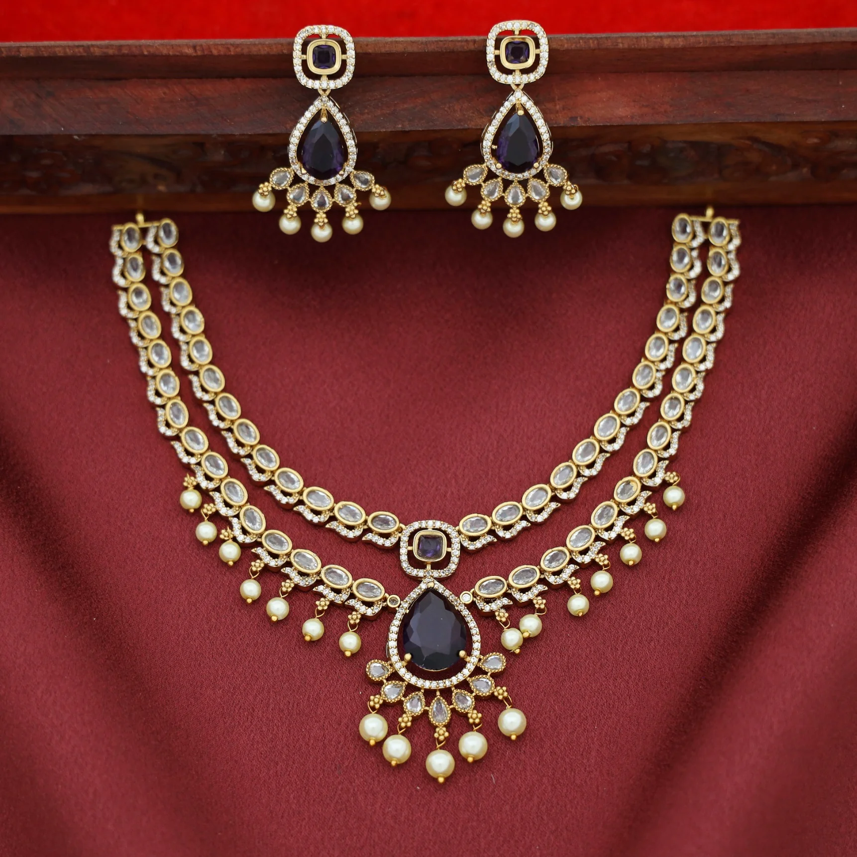 Hazel 2 Layer Pearl Short Neckpiece With Earring - Image 3