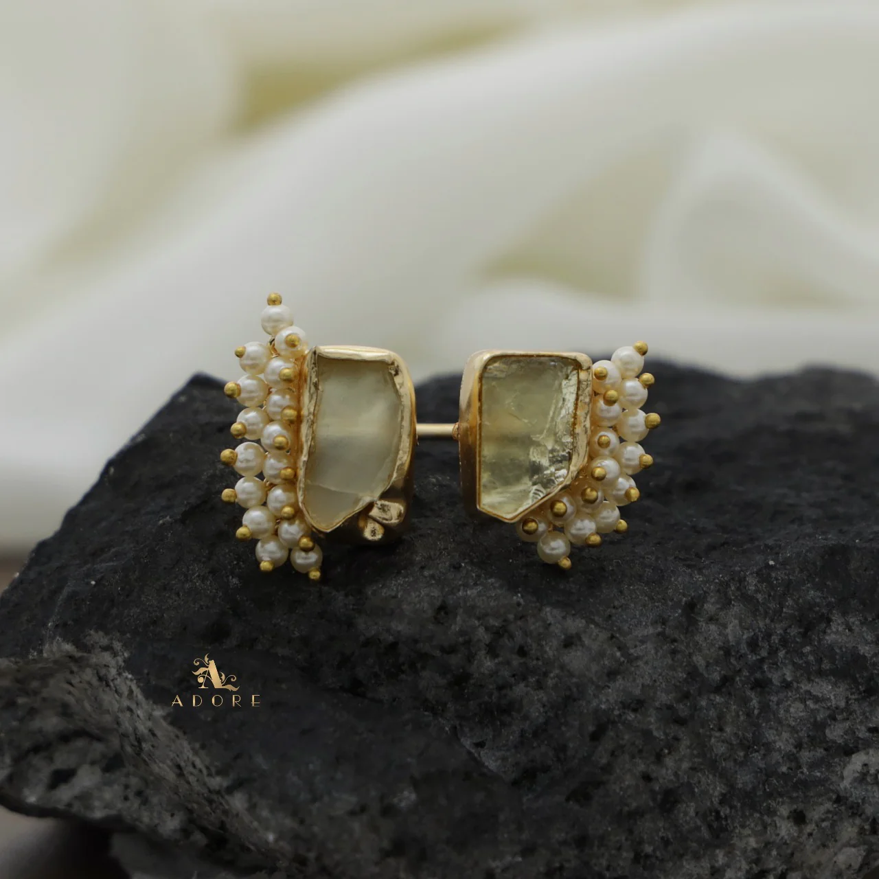 Heidi Raw Stone Cluster Pearl Ring - Image 8